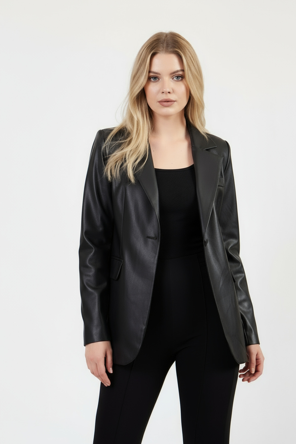 Volanlı  Suni Deri Ceket