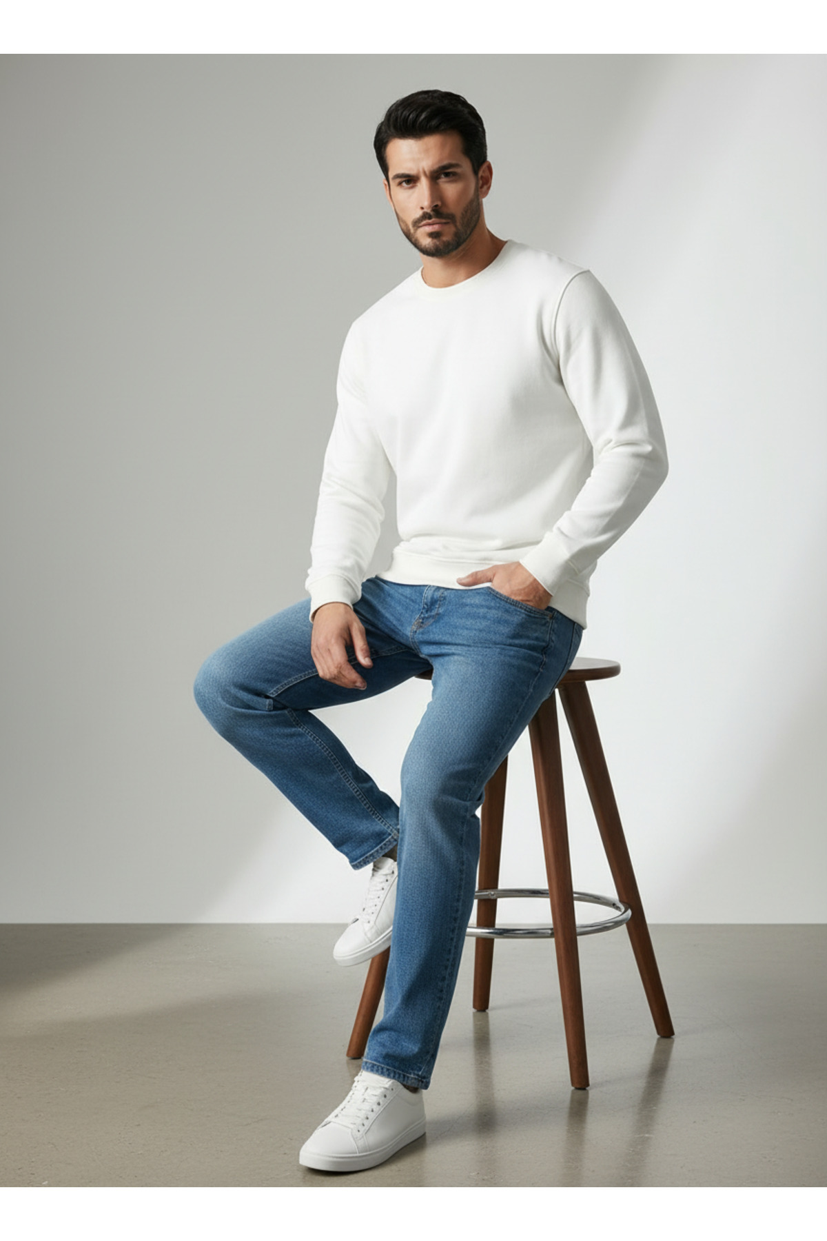 سترة رياضية من قماش القطن الممشط ذو الرقبة الدائري...