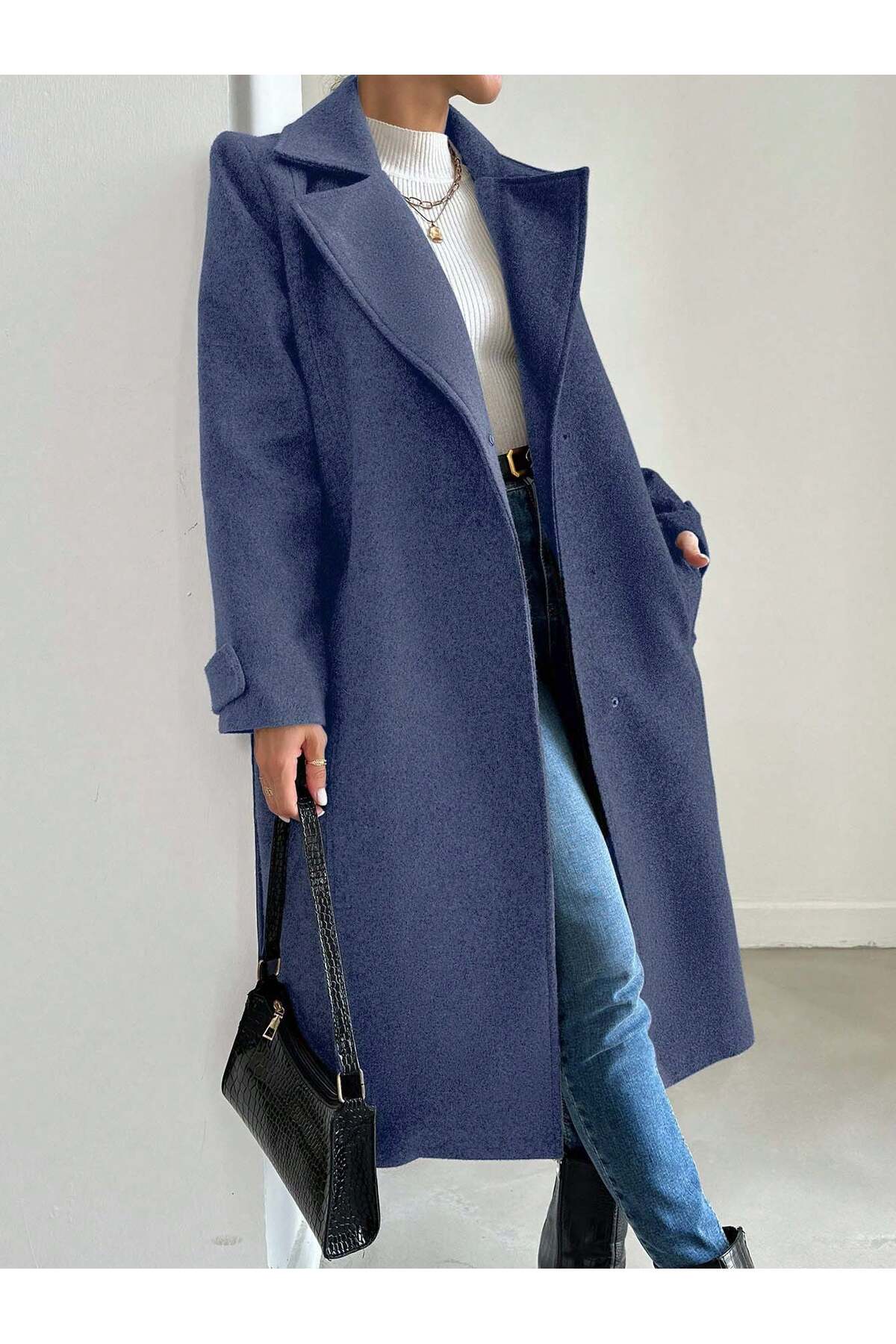 Female Clothing  Tozlu Mavi Astarlı Cepli Apolet Detaylı Uzun Cırtlı Kaban - Görsel 3