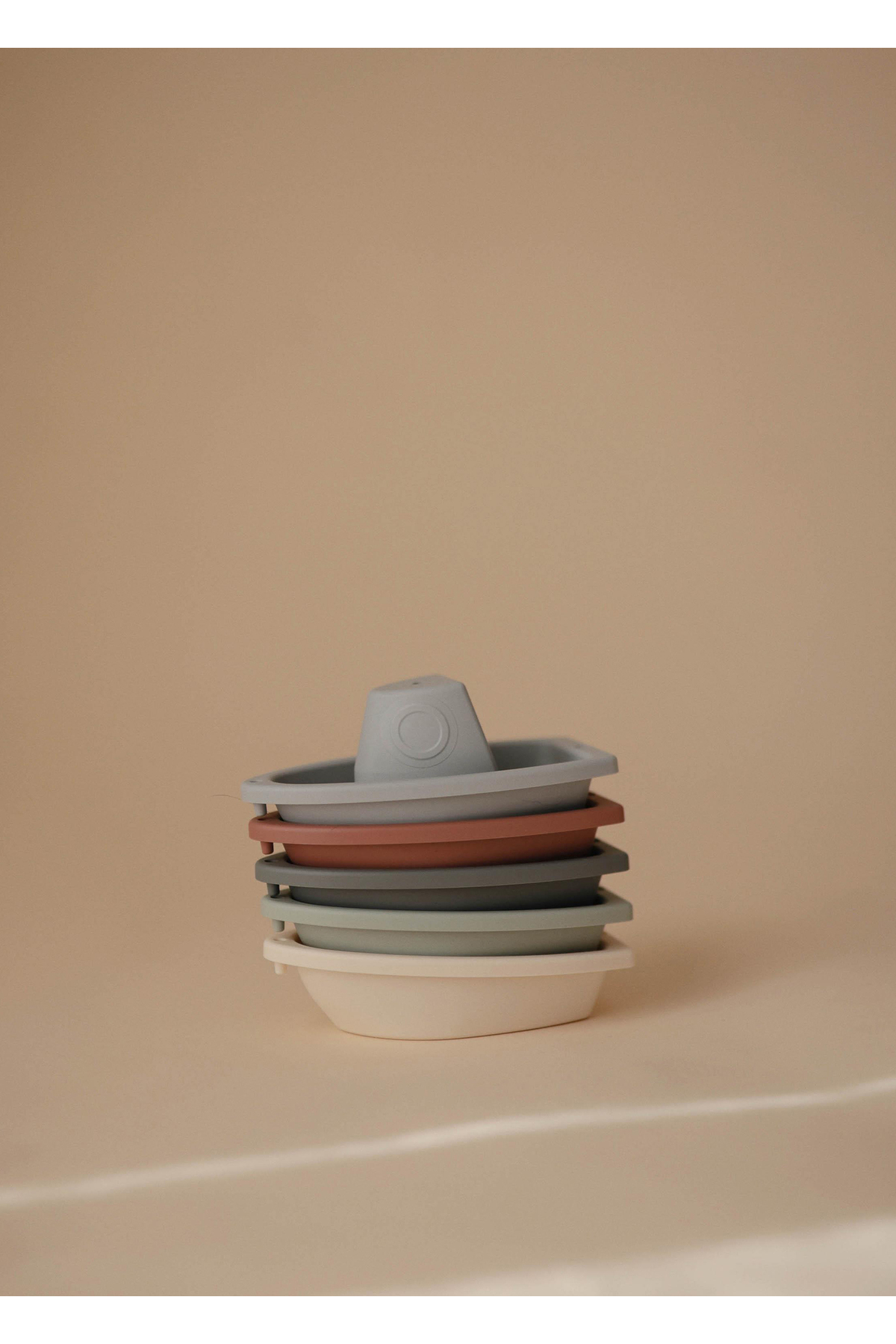 Mushie Gemiler Figürlü Banyo Oyuncağı fotoğrafı 7 (önizleme)