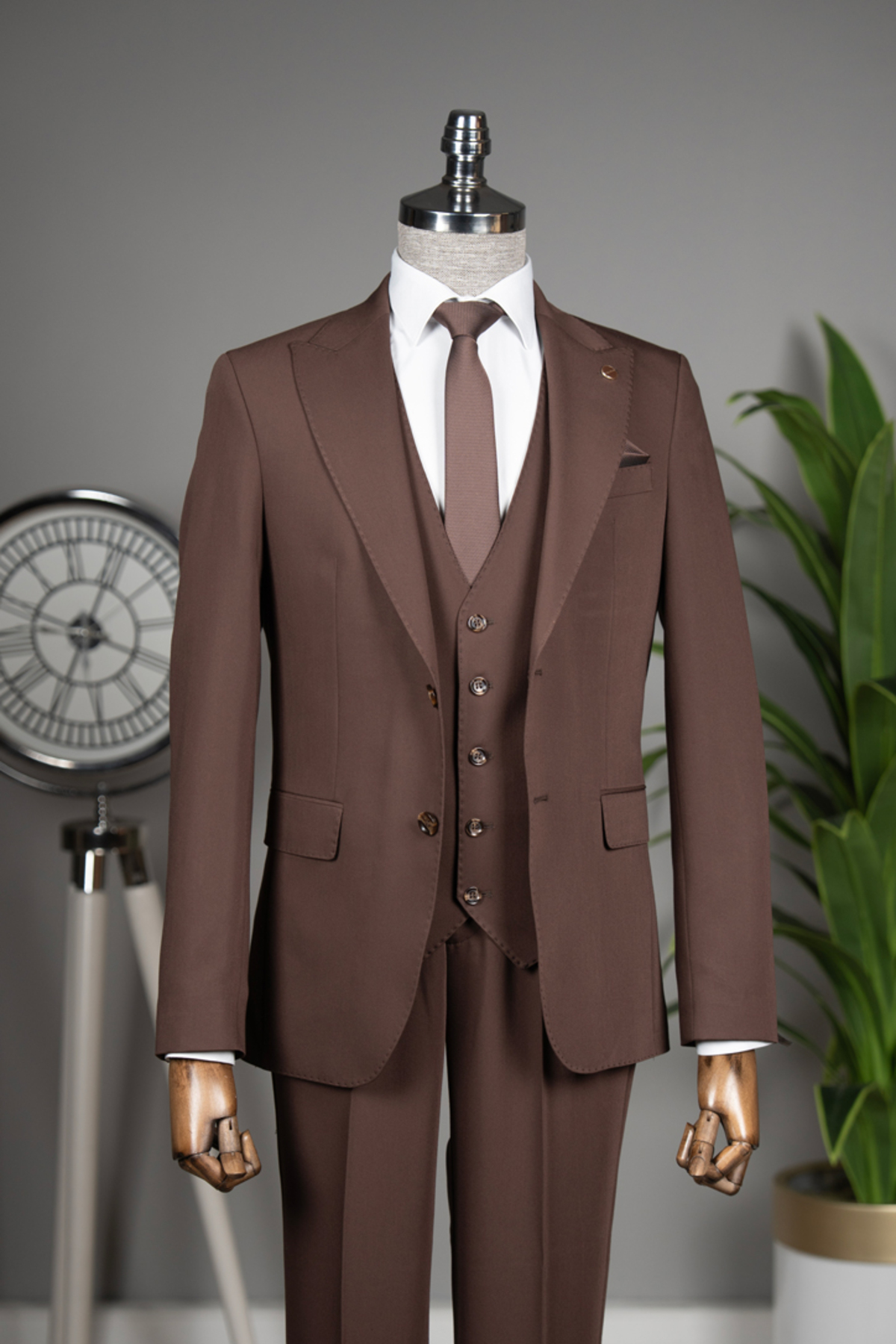 Terzi Ayhan Yelekli Takım Elbise –SlimFit 1 beden büyük tercih ediniz. — قهوه‌ای T04-LTD1103