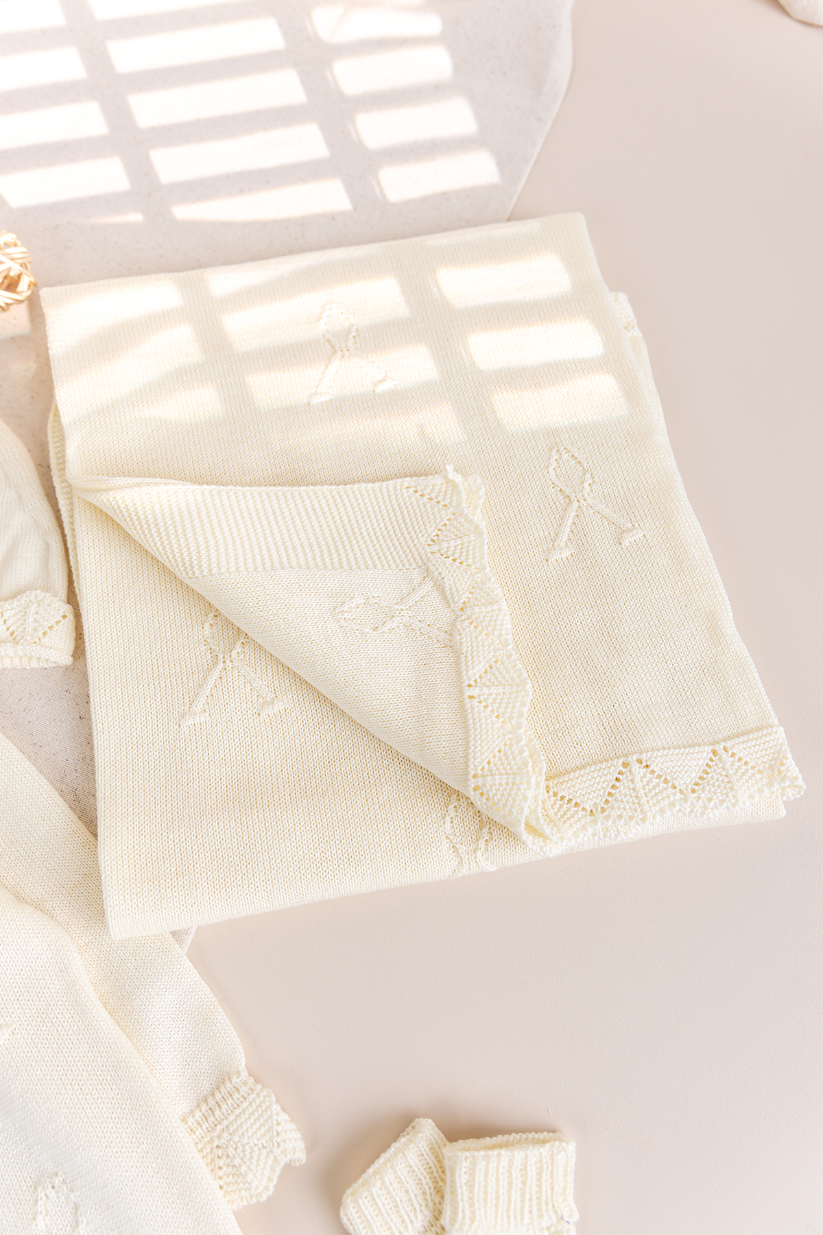 Babymod Triko Kız Bebek Hastane Çıkışı Hediyelik Bebek Seti fotoğrafı 2 (önizleme)