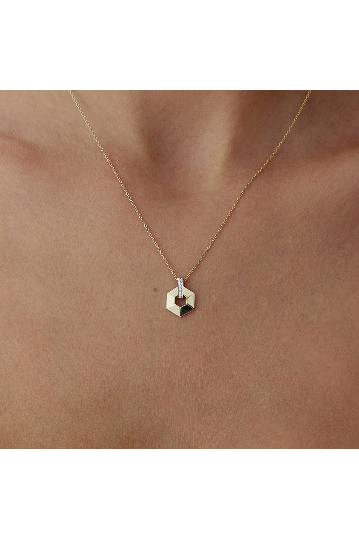 Cherry by Özkonak Mini Hexagon Kolye