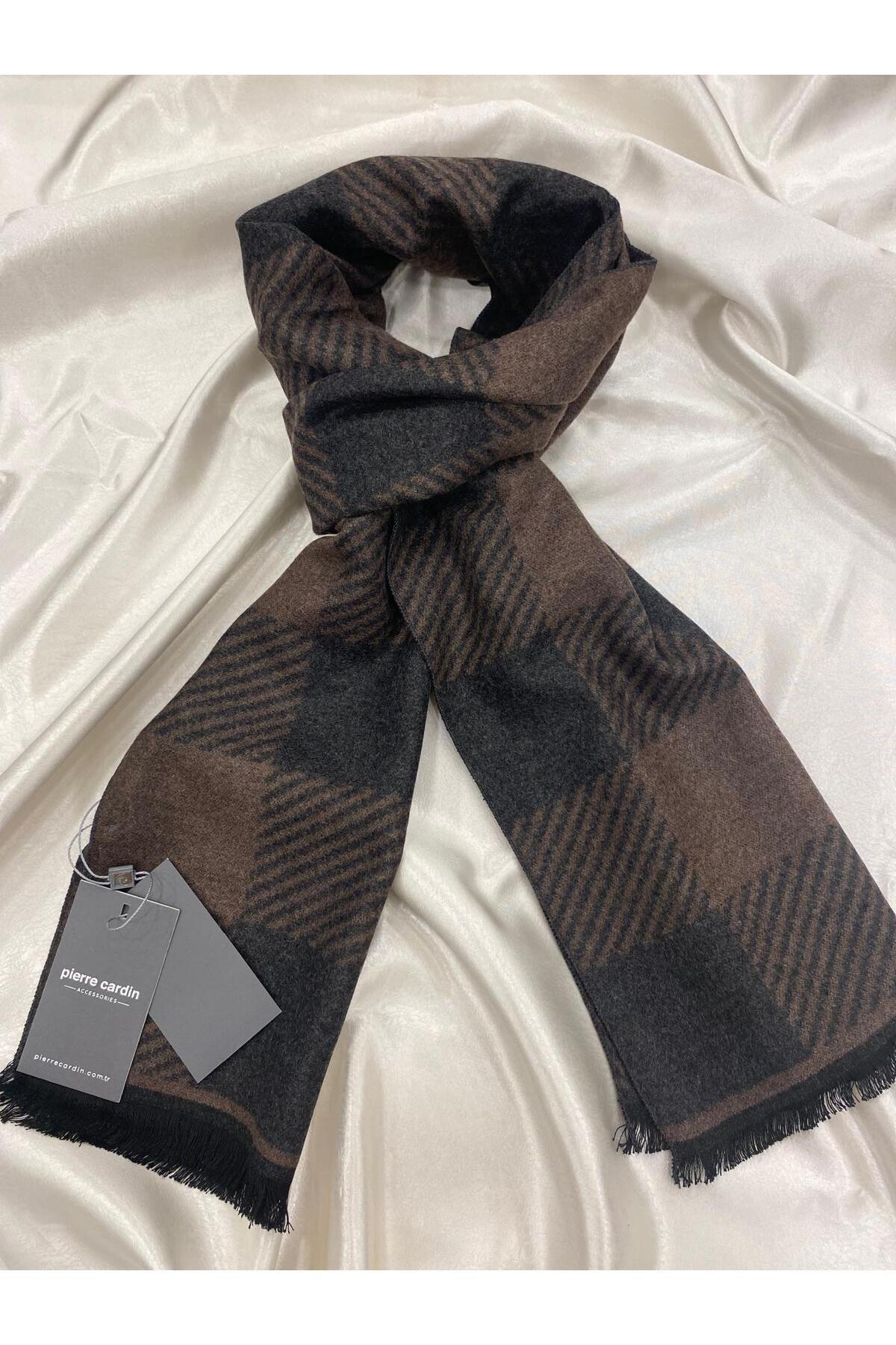 پیر کاردین روسری طرح‌دار پارچه‌ای بافته‌شده