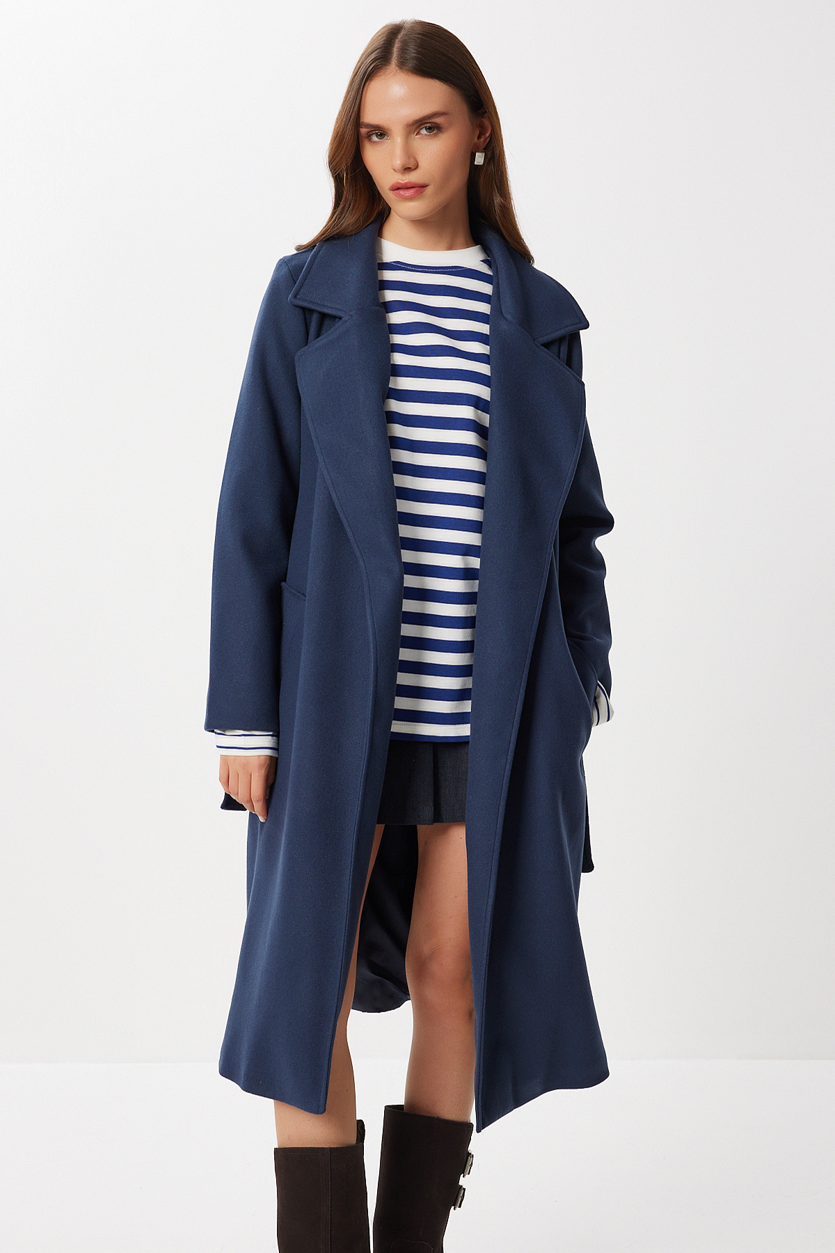 Lovelyİstanbul  Kruvaze Yaka Kuşaklı Kaşe Kaban LGP0030 LACİVERT - Görsel 2