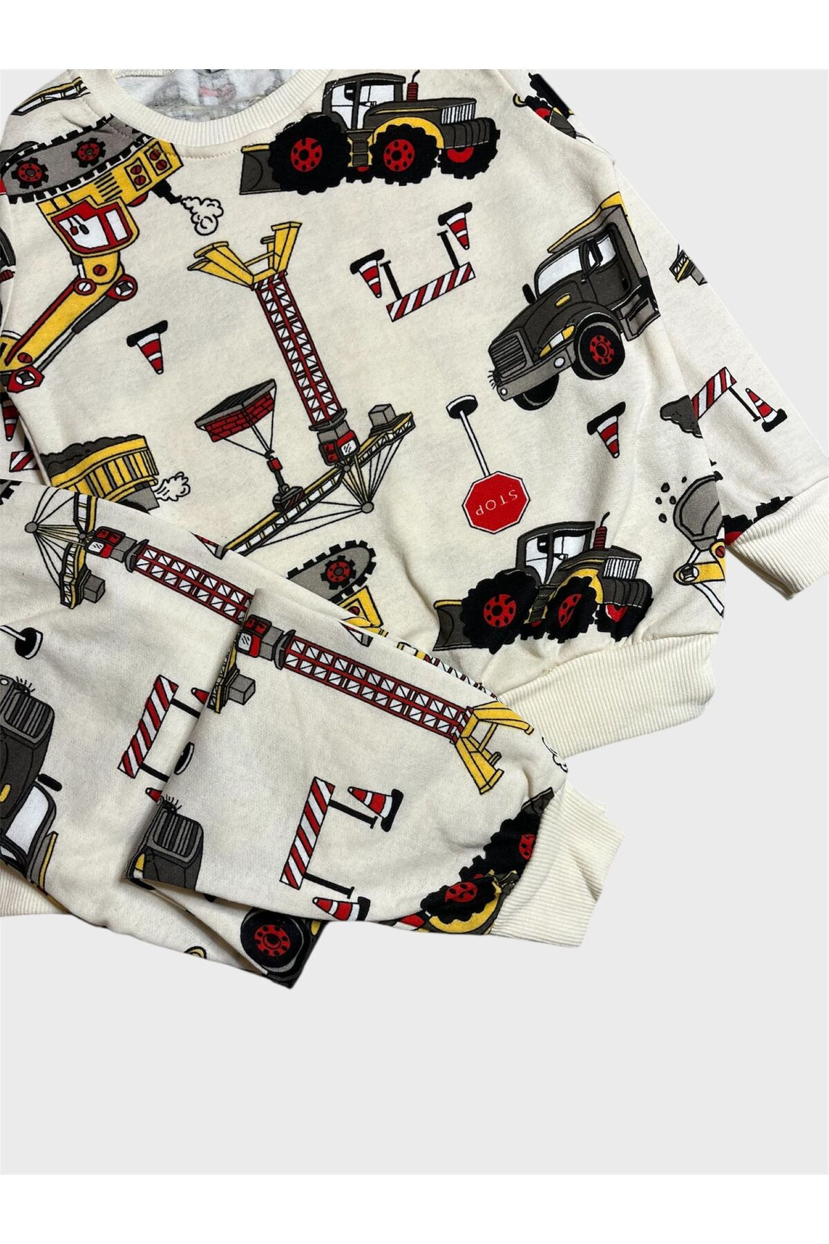 ALİŞ KİDS Erkek Çocuk Pamuklu Şardonlu Krem Rengi İş Makinesi Desenli Uzun Kollu Kışlık Pijama Takımı fotoğrafı 4 (önizleme)