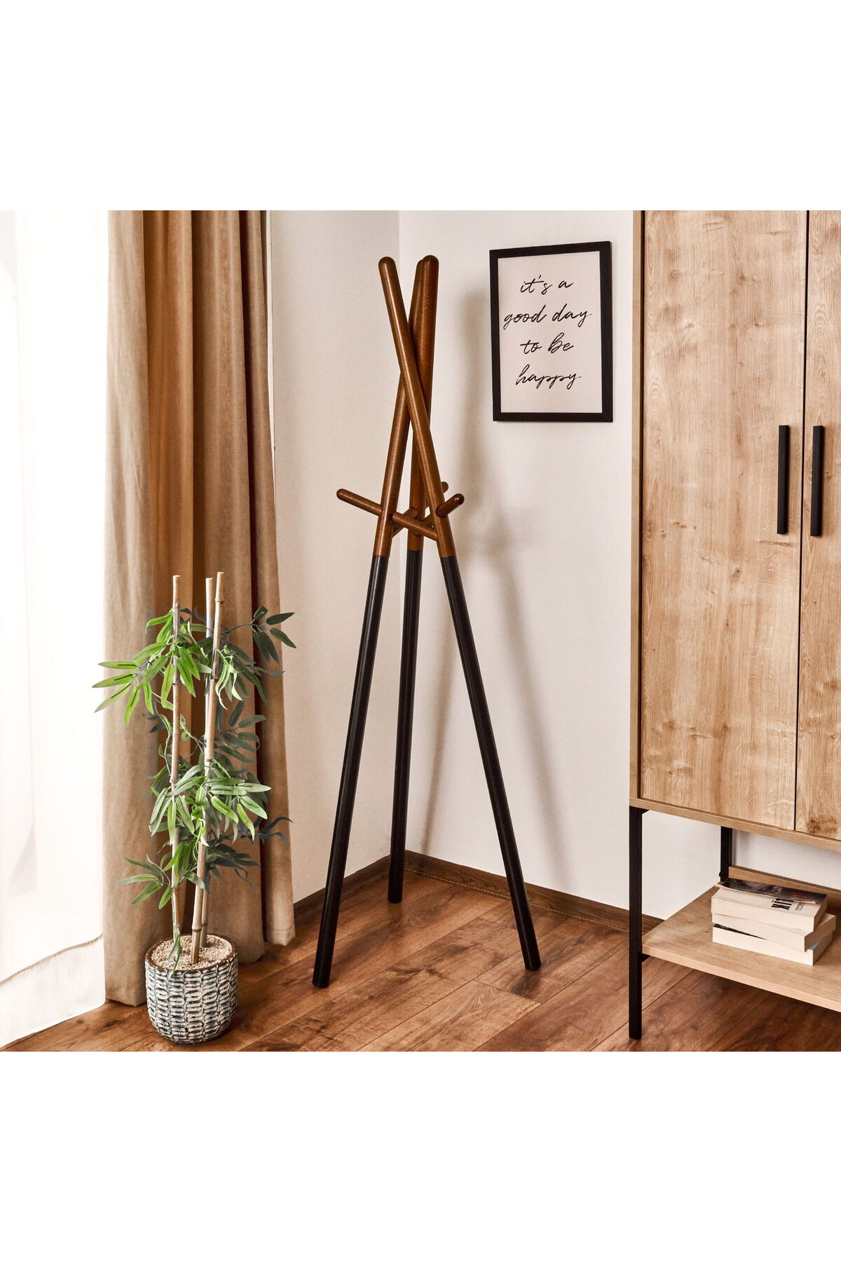 怪木 Just Home Tripod Ayaklı Askılık - Ceviz / Siyah - 164 cm - Fiyatı