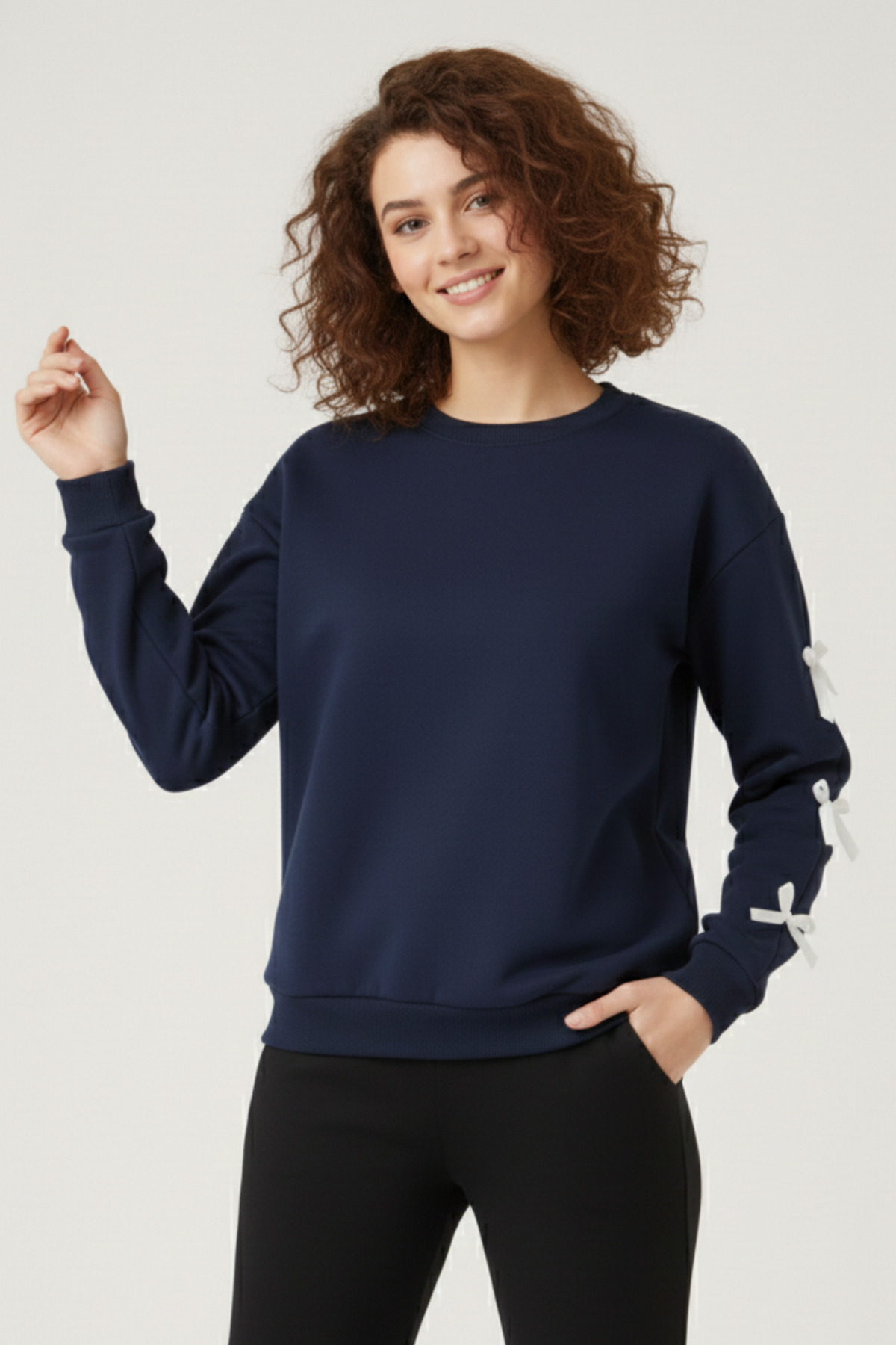 KOZİA OUTDOORS Kurdele Detaylı Kadın Bisiklet Yaka Sweatshirt Şık ve Rahat Oversize Model görsel 2