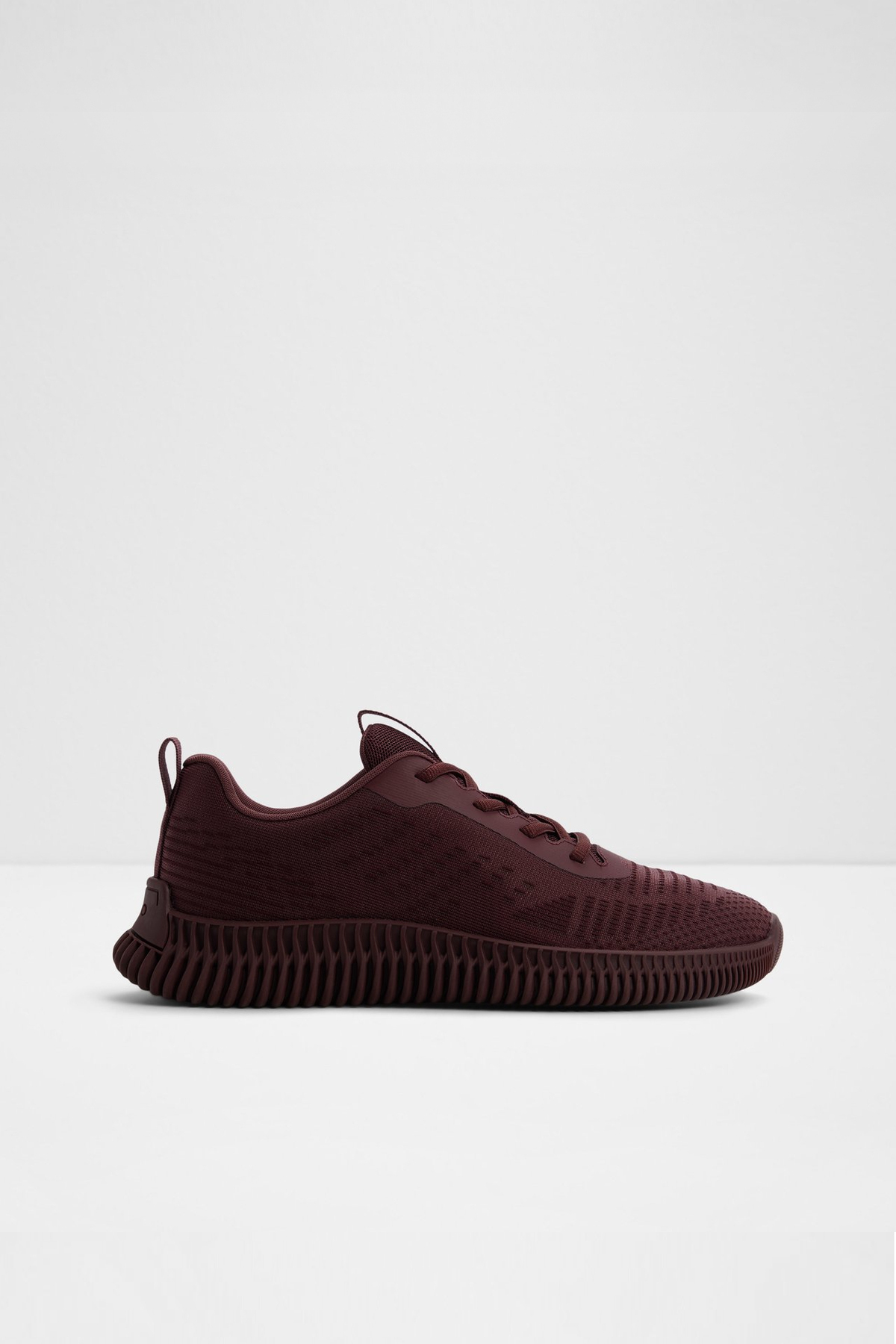 Gilgate - Women's Red Lace-up Sneaker