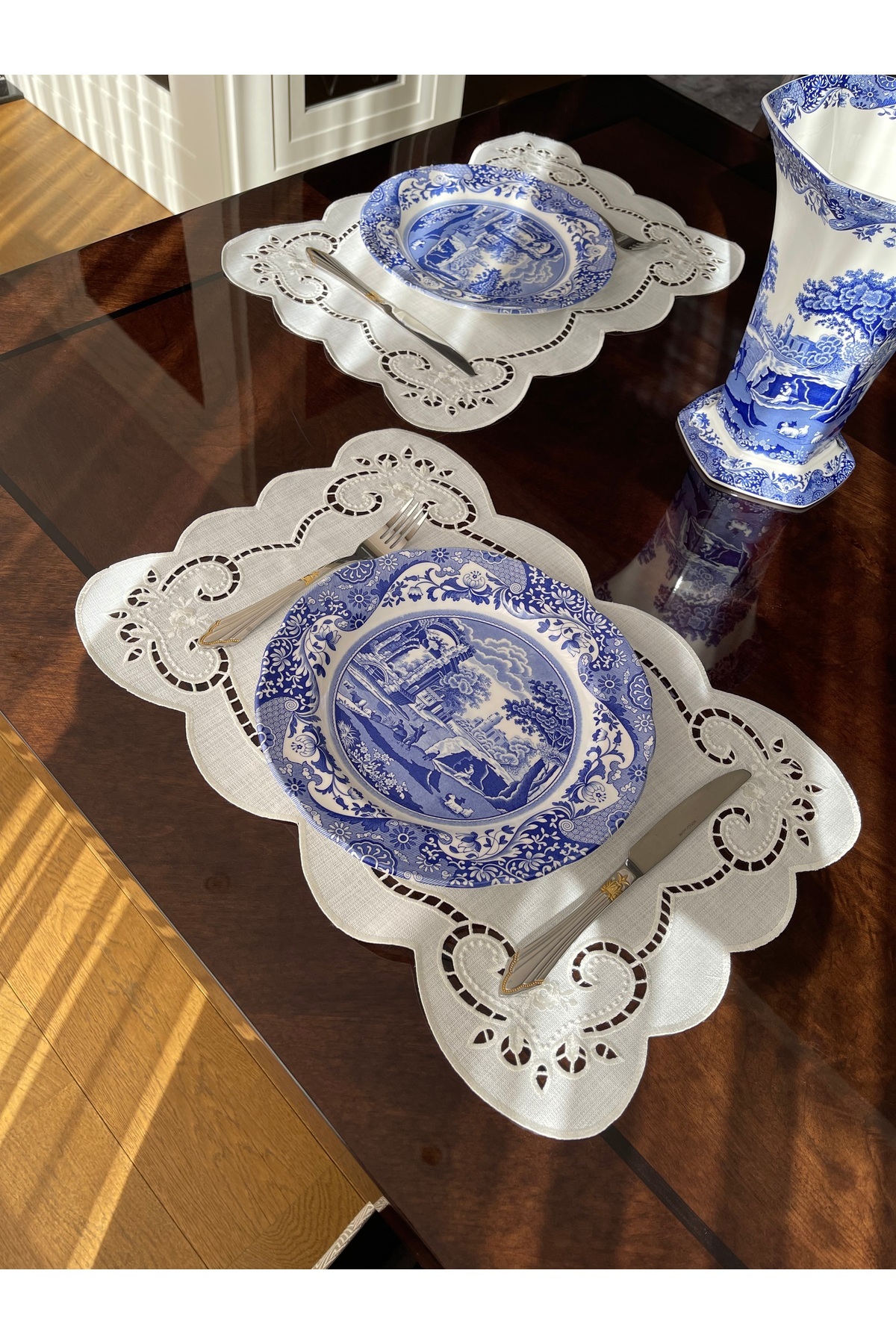 4-Piece Set Antique Hole American Service. Hearted Model ( 4 Pieces )