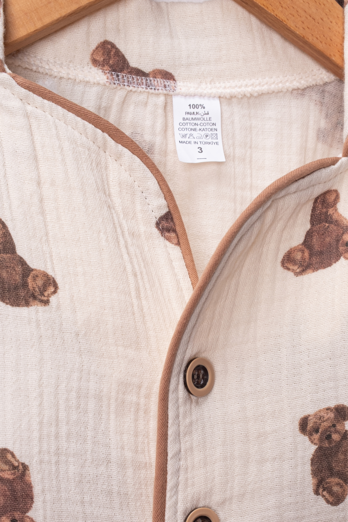 TİNY GOLDEN %100 Pamuk Organik Çift Katlı Ayıcık Desenli Müslin Boydan Düğmeli İkili Takım Çocuk Pijama Takımı fotoğrafı 4 (önizleme)