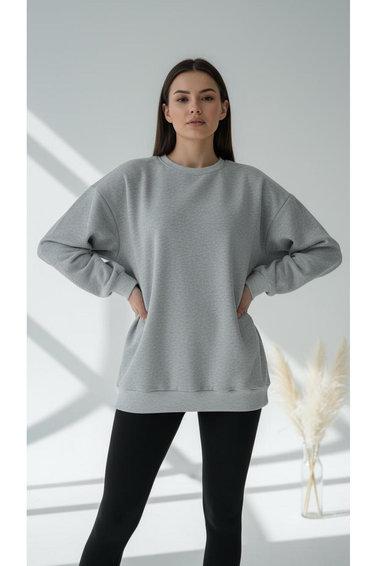 Oversize Wide Fit Crew Neck Plain Basic Sweatshirt
