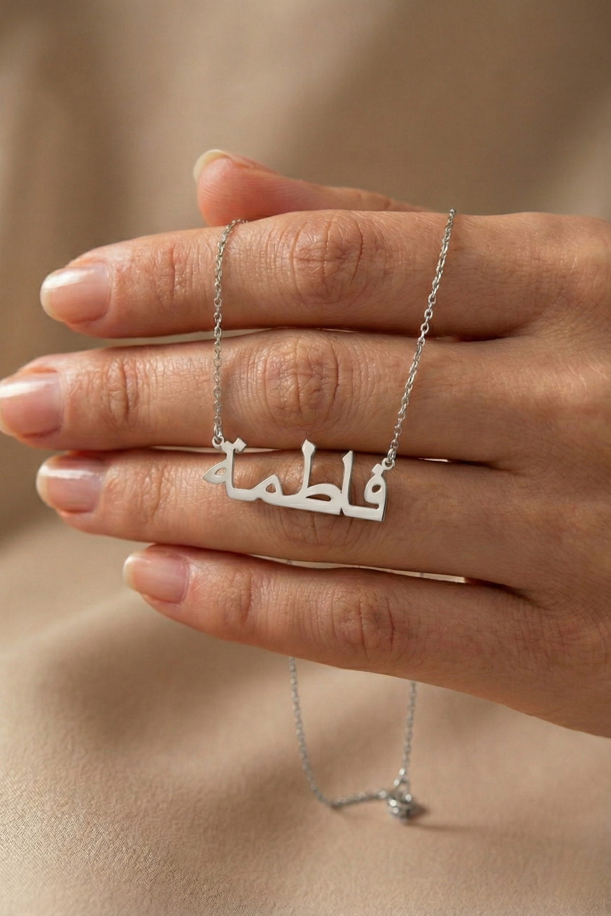 neshely jewelry 925 Ayar Orjinal Gümüş Kişiye Özel Arapça İsimli Kişiselleştirilebilir Gümüş Kolye