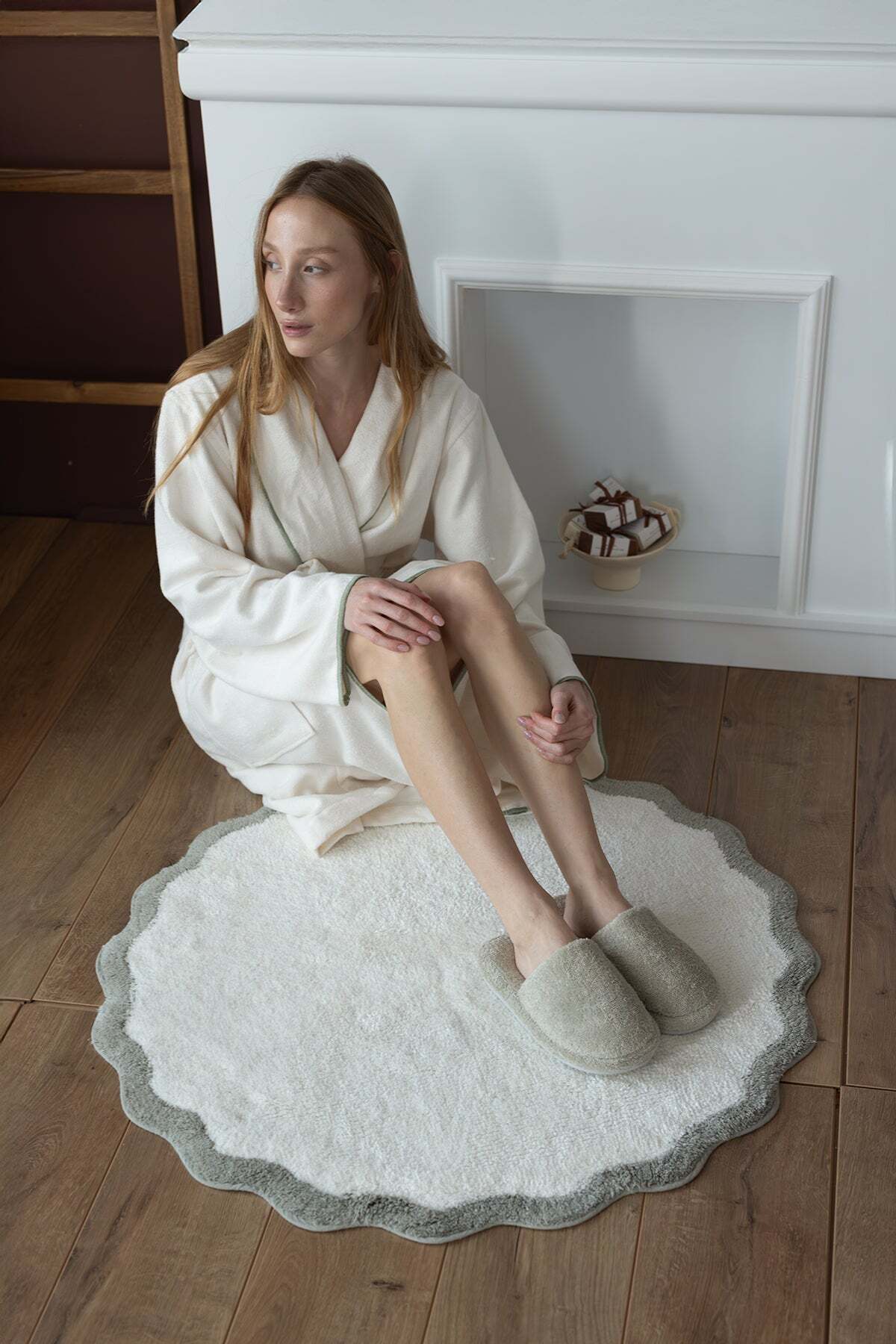 Scallop Round Bath Mat Bamboo 90x90 Green