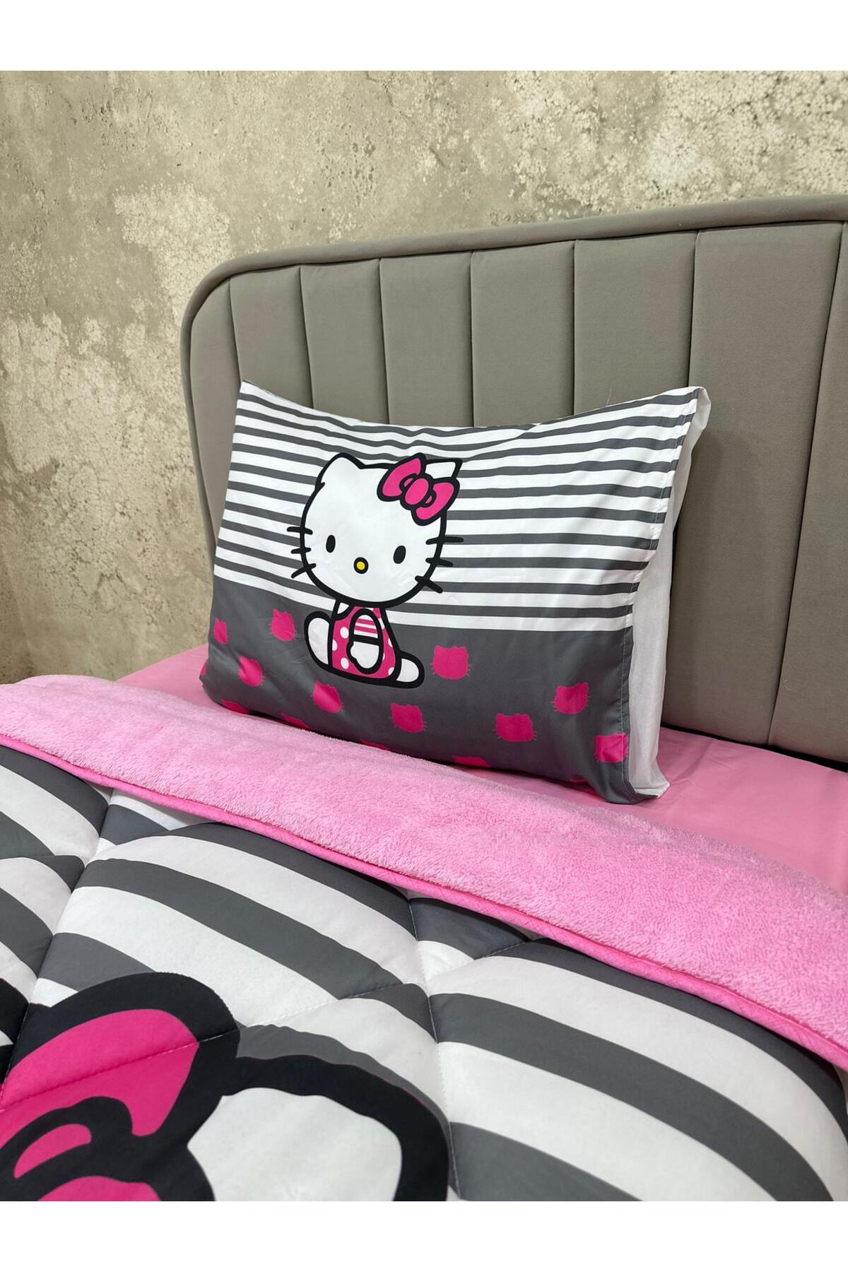 adenkahome Hello Kitty Desenli, Çift Taraflı Tek Kişilik Welsoft Uyku Yorgan Seti (ÇARŞAFLI) fotoğrafı 4 (önizleme)