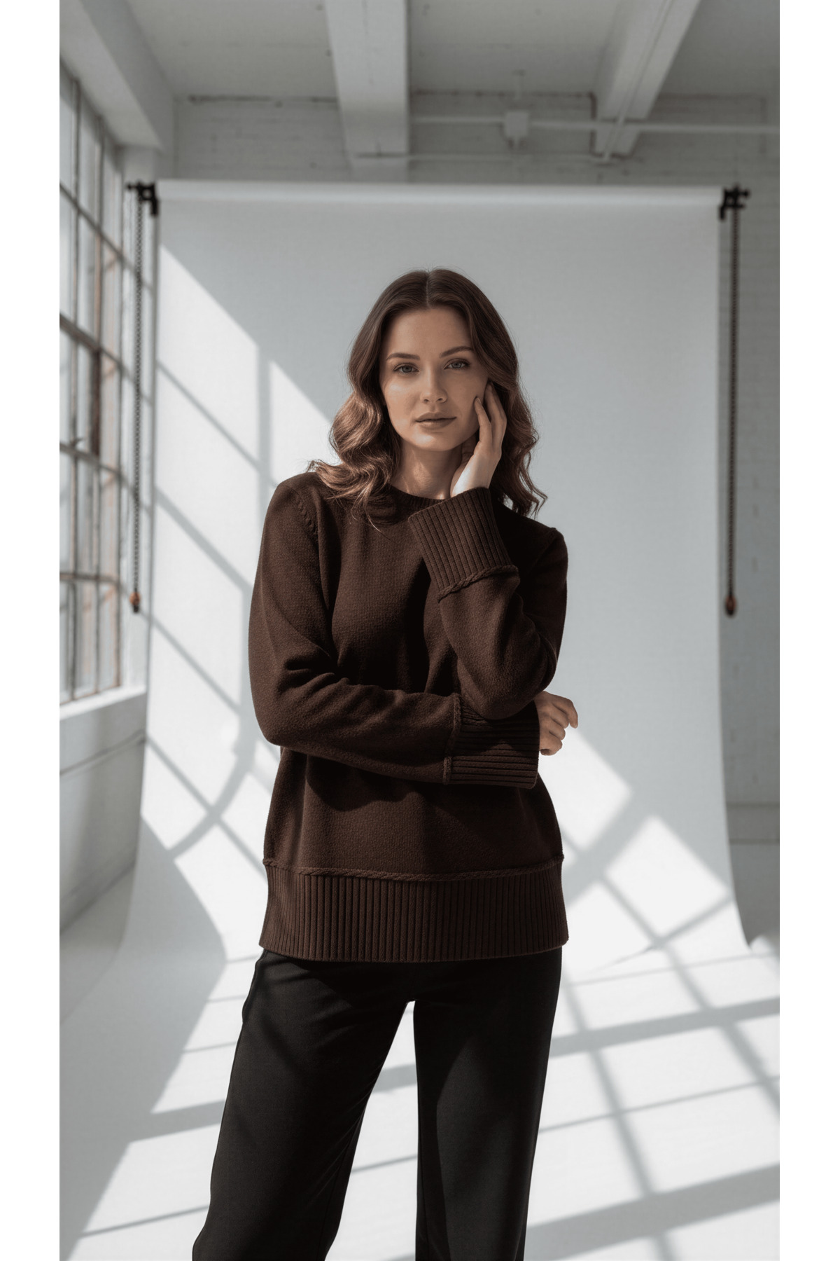 Wearified  Kadın Triko Yumuşacık Oversize Bisiklet Yaka Ribana Saç Örgü Detaylı Homy Kazak