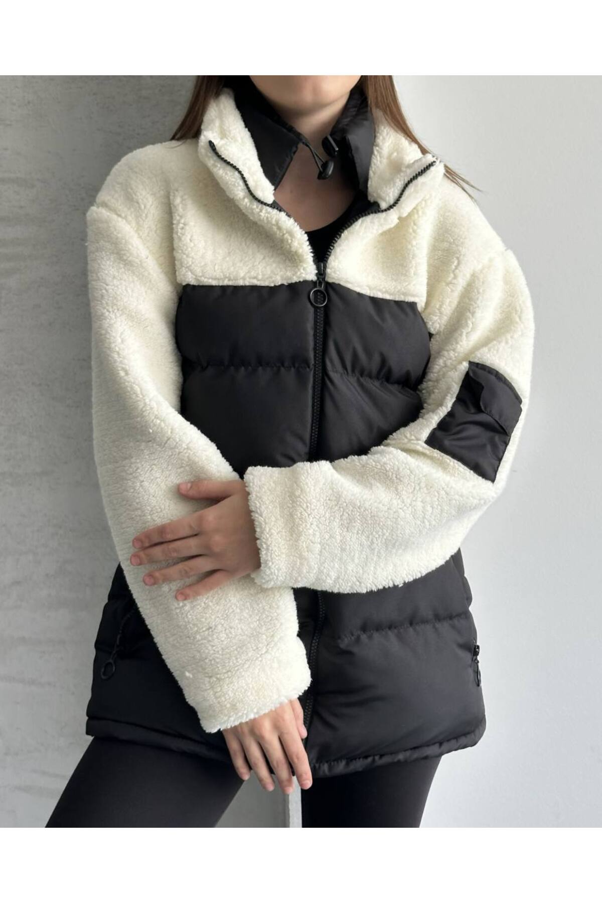 Kadın Peluş Detaylı Beli Lastikli Puffer Mont Siyah - Görsel 6