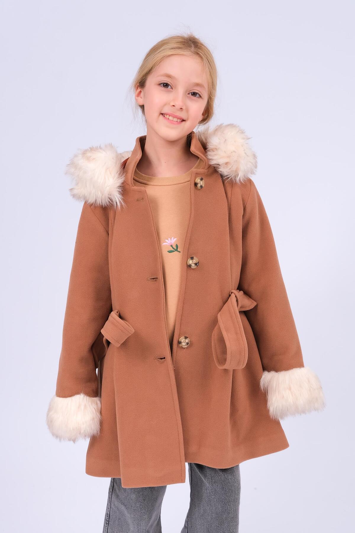 Perendi Kız Çocuk Kürk Detaylı Kapüşonlu Kuşaklı Kaşe Kaban – Kahverengi fotoğrafı 7 (önizleme)