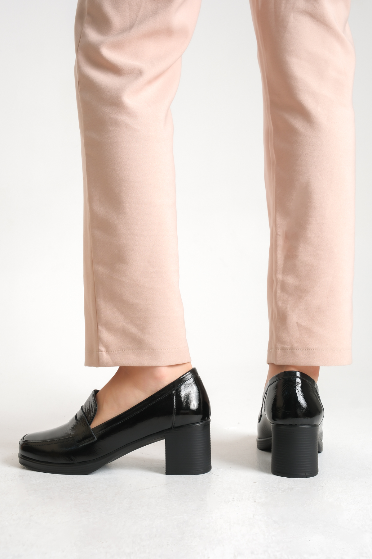 GNS Shoes ELEGANT Hakiki Deri Siyah Rugan Kalın Topuklu Loafer Ayakkabı görsel 4