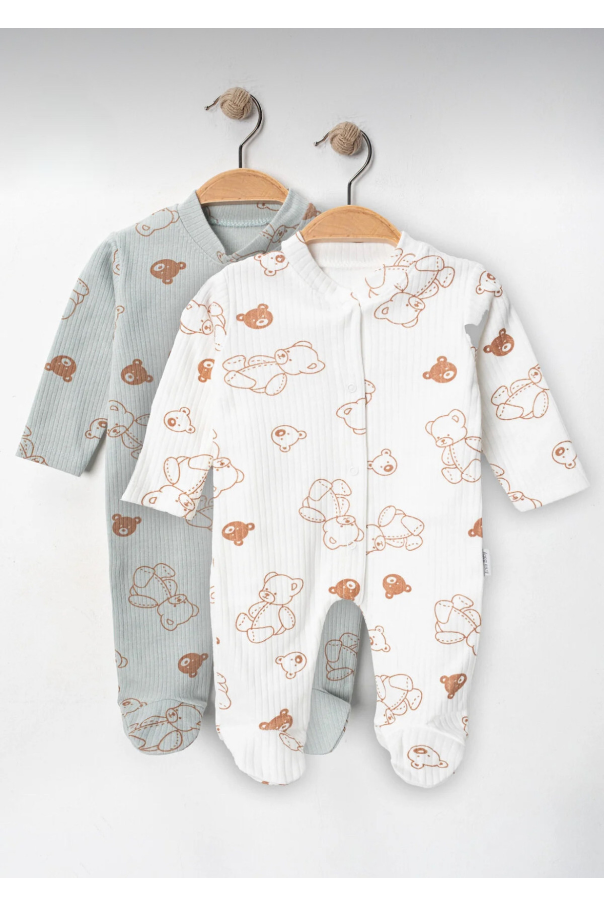 2pcs 100% Cotton Newborn Jumpsuit Set with Bootees and Snap Fastener
