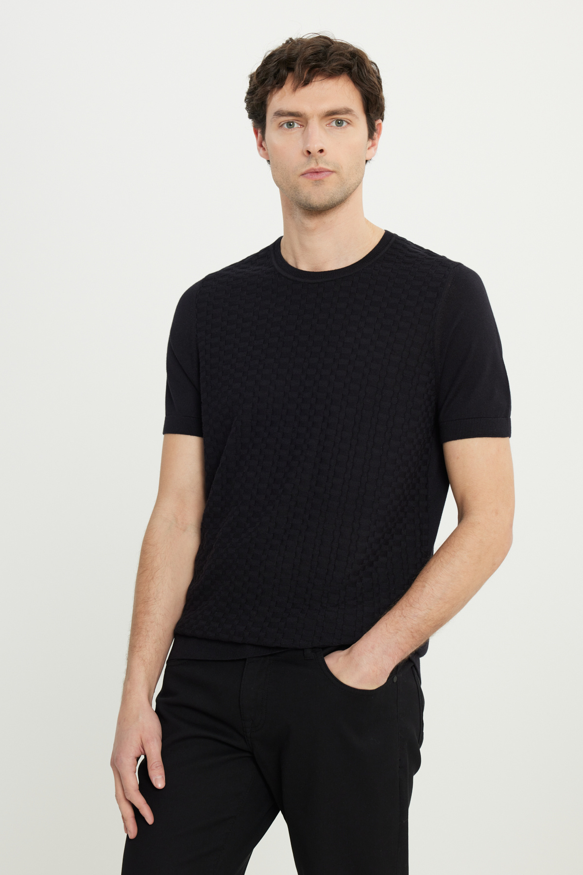 آلتین ییدلیز کلاسیکس تی‌شرت مردانه طرح ژاکارد یقه گرد نخی مشکی استاندارد سایز متوسط