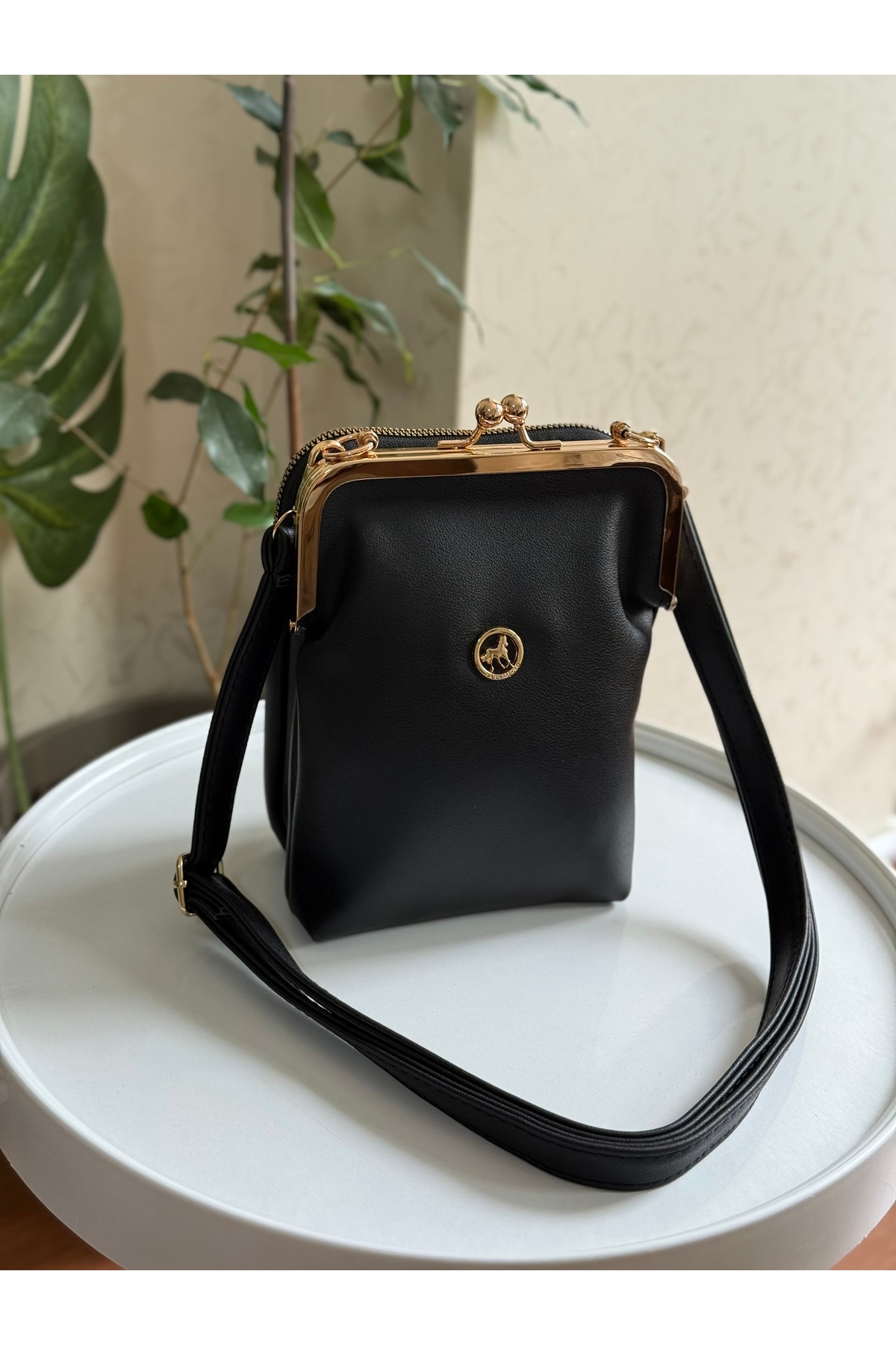 Three Eyes Faux Leather Women's Shoulder Bag with Clip