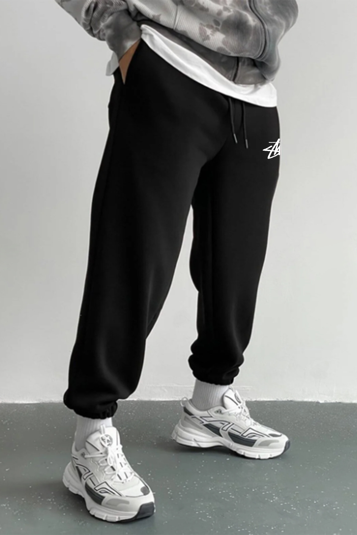 THE RULE Stüssy Baskılı Kışlık 3 İplik Şardonlu Rahat Kesim Paçası Lastikli Pamuklu Siyah Jogger Eşofman Altı görsel 2