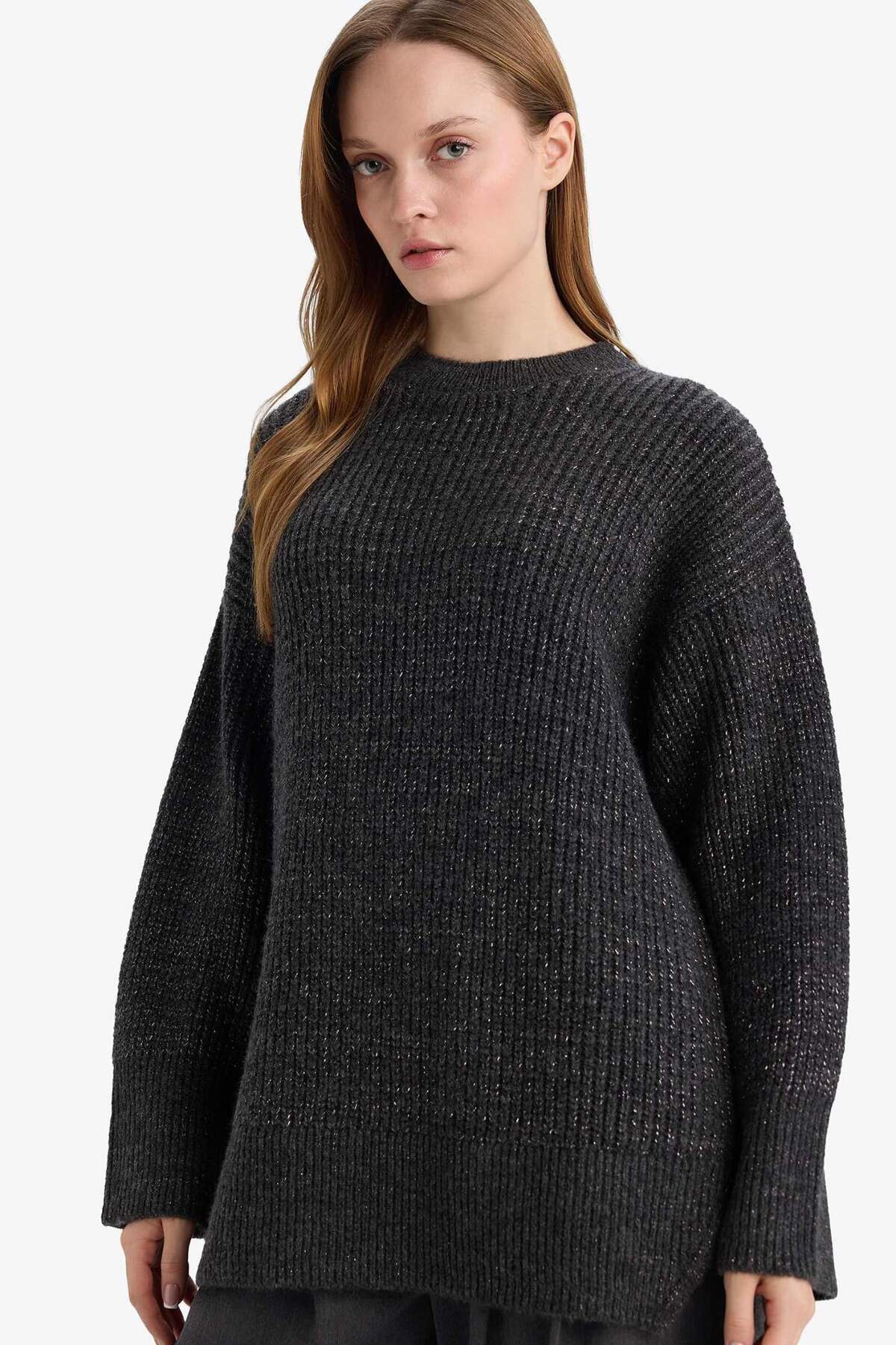 DeFacto Loose Fit Bisiklet Yaka Simli Kumaş Triko Kazak Tunik G3626AX25WN