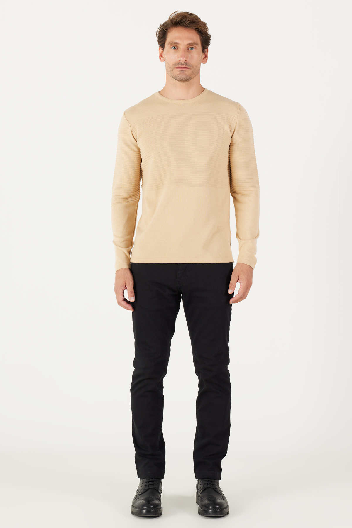 Altınyıldız Classics  Koyu Bej Standart Fit Normal Kesim Tüylenme Yapmayan Bisiklet Yaka Triko Kazak - Görsel 5