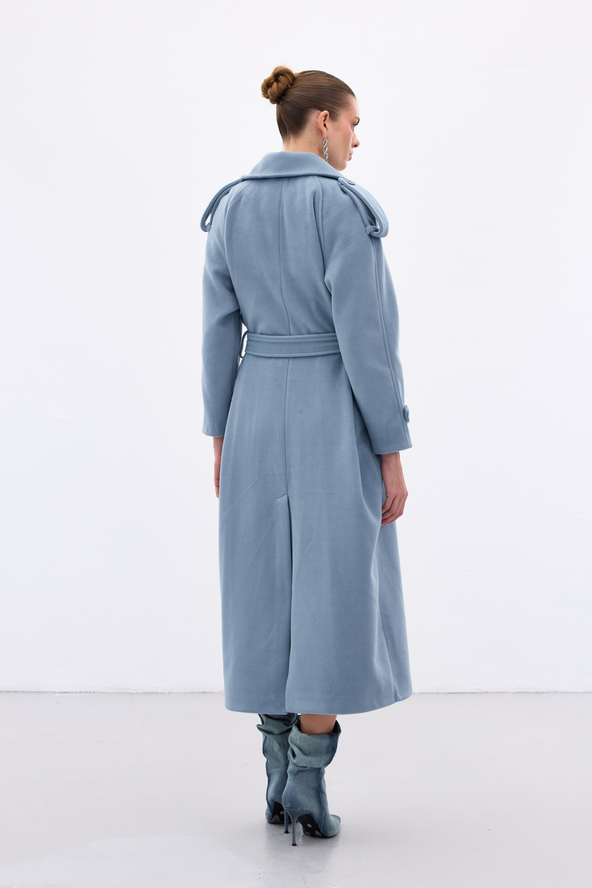 Sateen  Geniş Yaka Uzun Kaban - Mavi - Görsel 9