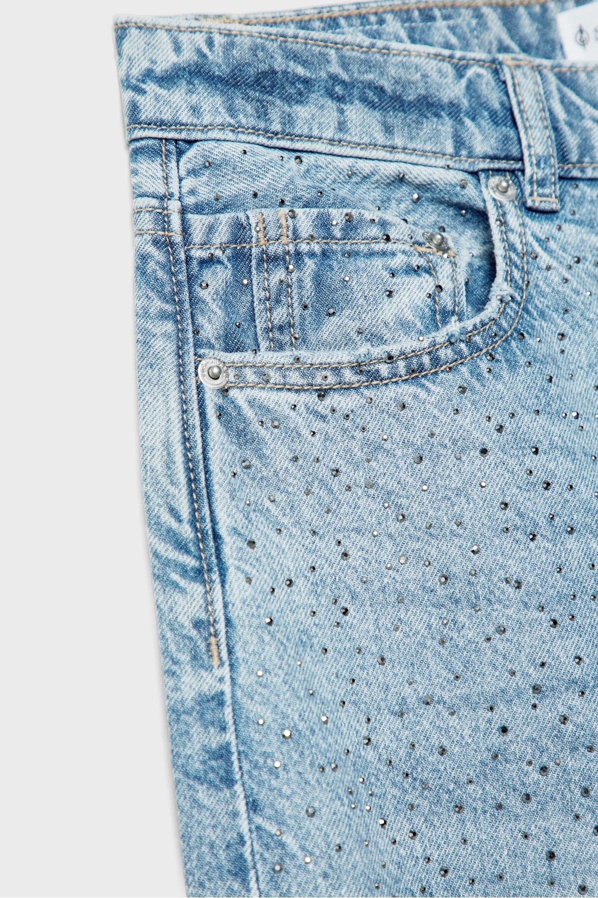 Stradivarius  Parlak detaylı straight fit jean - Görsel 8