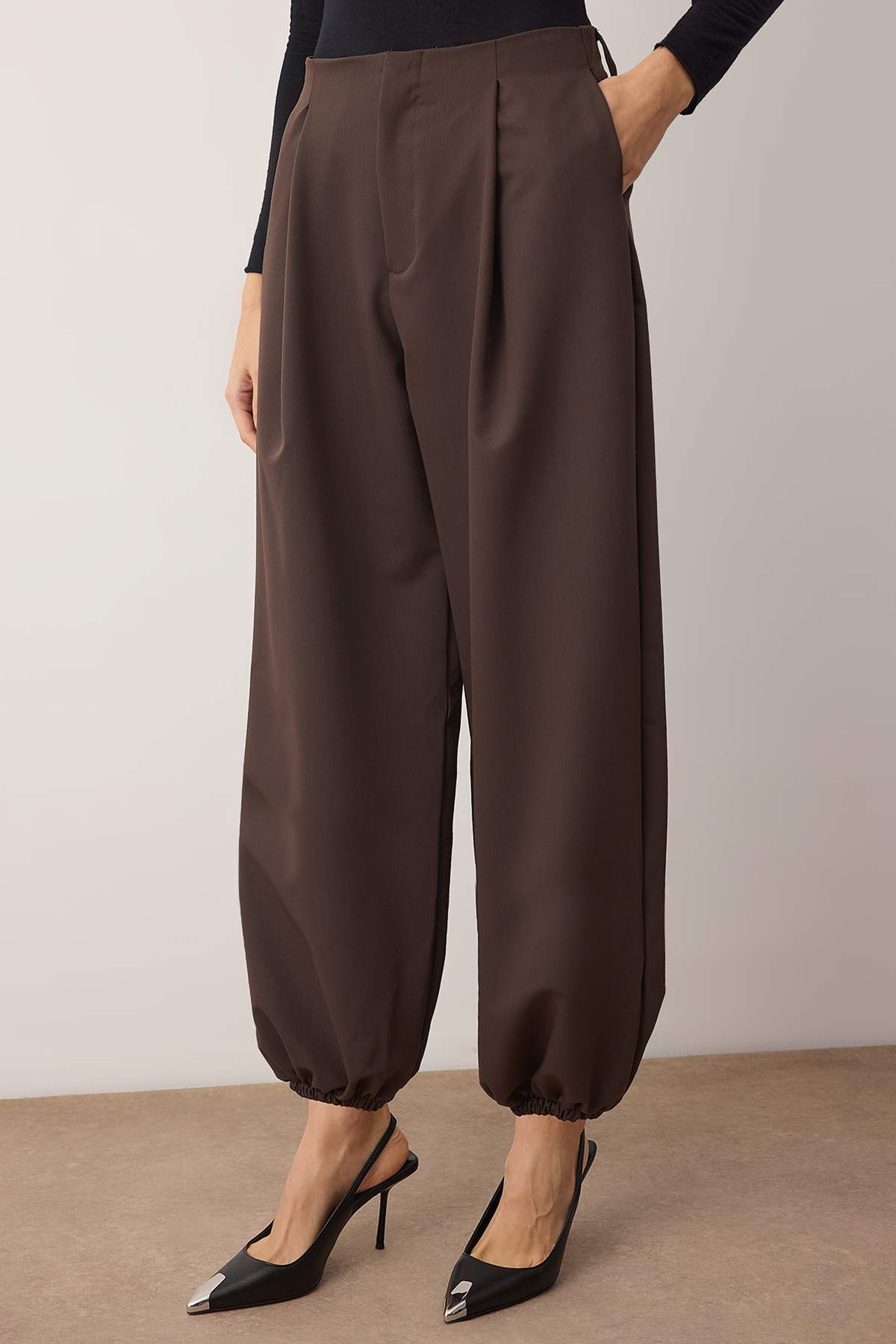 Trendyolmilla  Kahverengi Yüksek Bel Dokuma Şalvar Pantolon TWOAW26PL00169 - Görsel 4