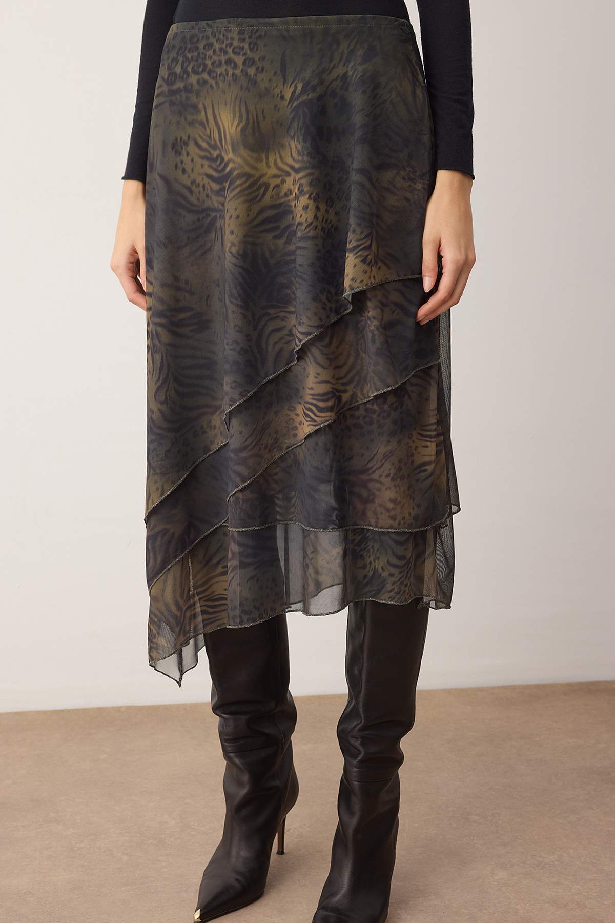 Trendyolmilla  Haki Fırfırlı Soyut Desenli Örme Etek TWOAW26ET00084 - Görsel 7