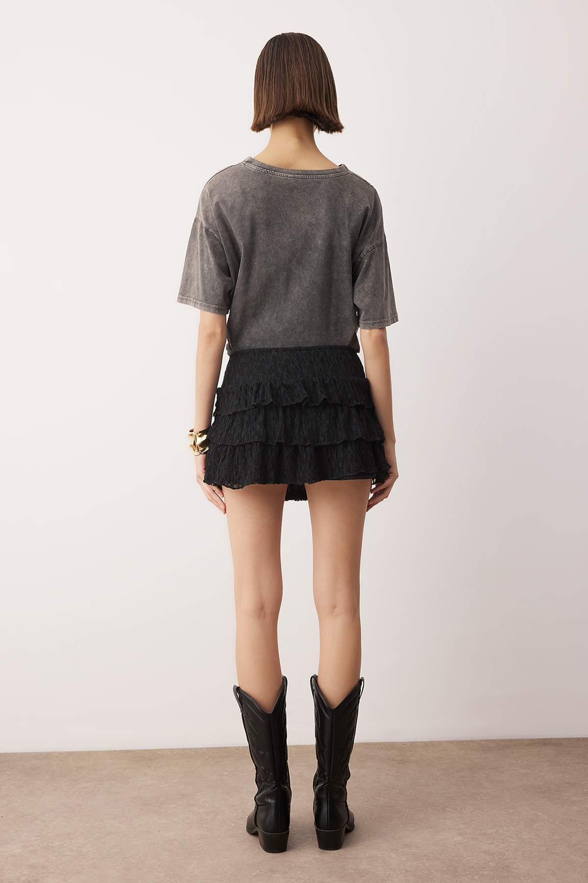 Trendyolmilla  Siyah Düz Ekstra Kısa / Süper Mini Örme Dantel Party Etek TPRAW26ET00015 - Görsel 4