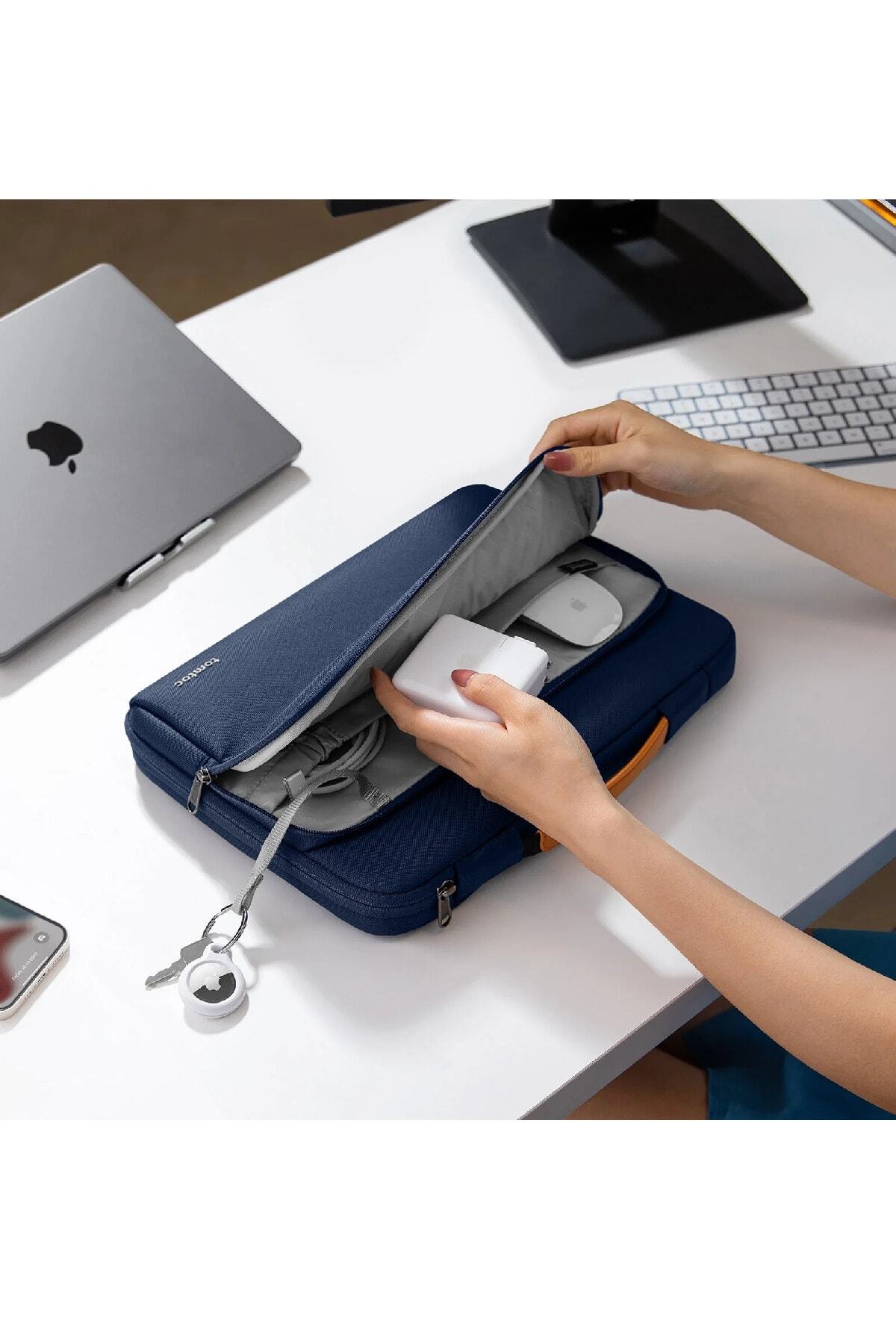 Tomtoc  Defender A14 13 Inç Lacivert Macbook Air & Pro Çantası - A14c2b1 - Görsel 6