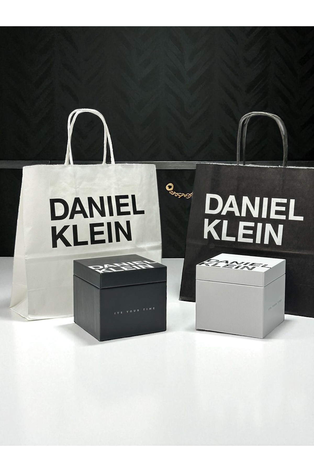 Daniel Klein  Zincirli Desenli Efsane Model Çelik Kordon 30 Mt Suya Dayanıklı Kadın Kol Saati Bileklik - Görsel 5