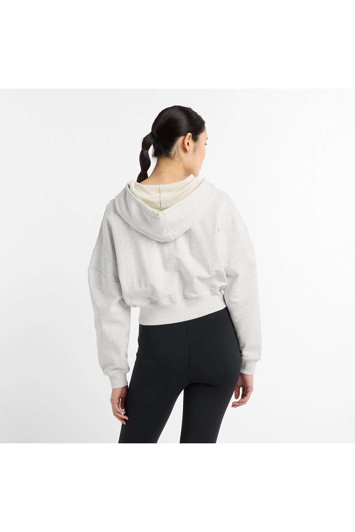 New Balance Gri Kadın Sweatshirt görsel 3