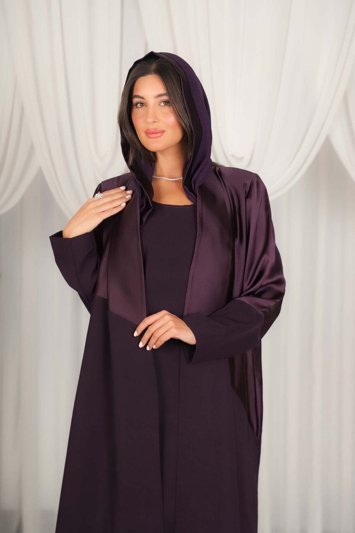 AYA mwt693 عباية موفي مع تدخيلة ساتان