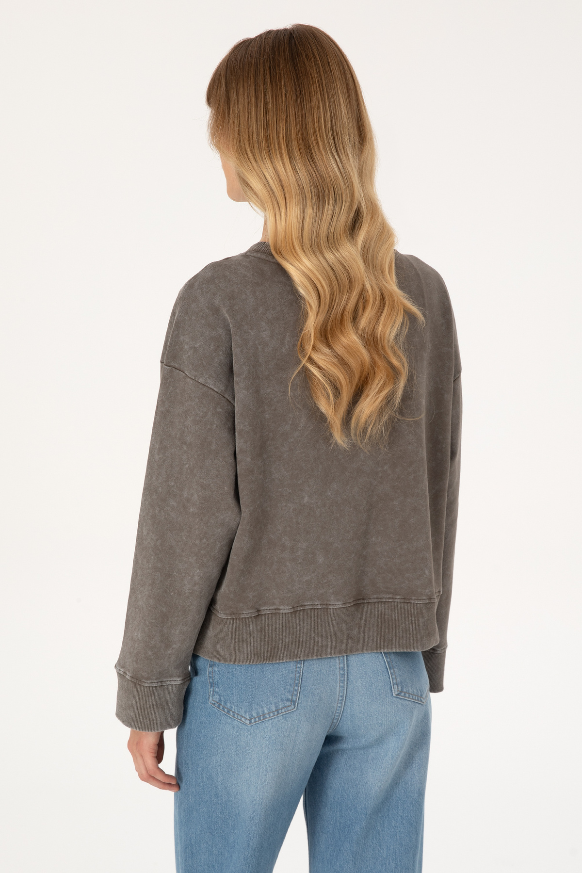 U.S. Polo Assn.  Kadın Vizon Yıkamalı Bisiket Yaka Sweatshirt 50314186-VR052 - Görsel 5