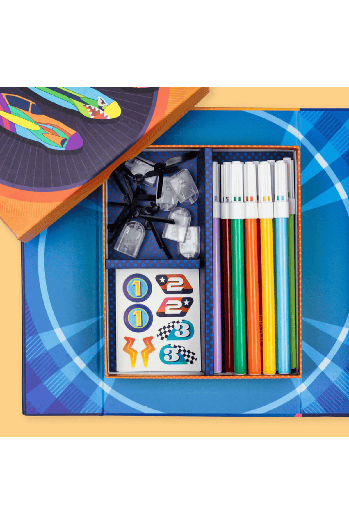 کیت ساخت هواپیمای کاغذی