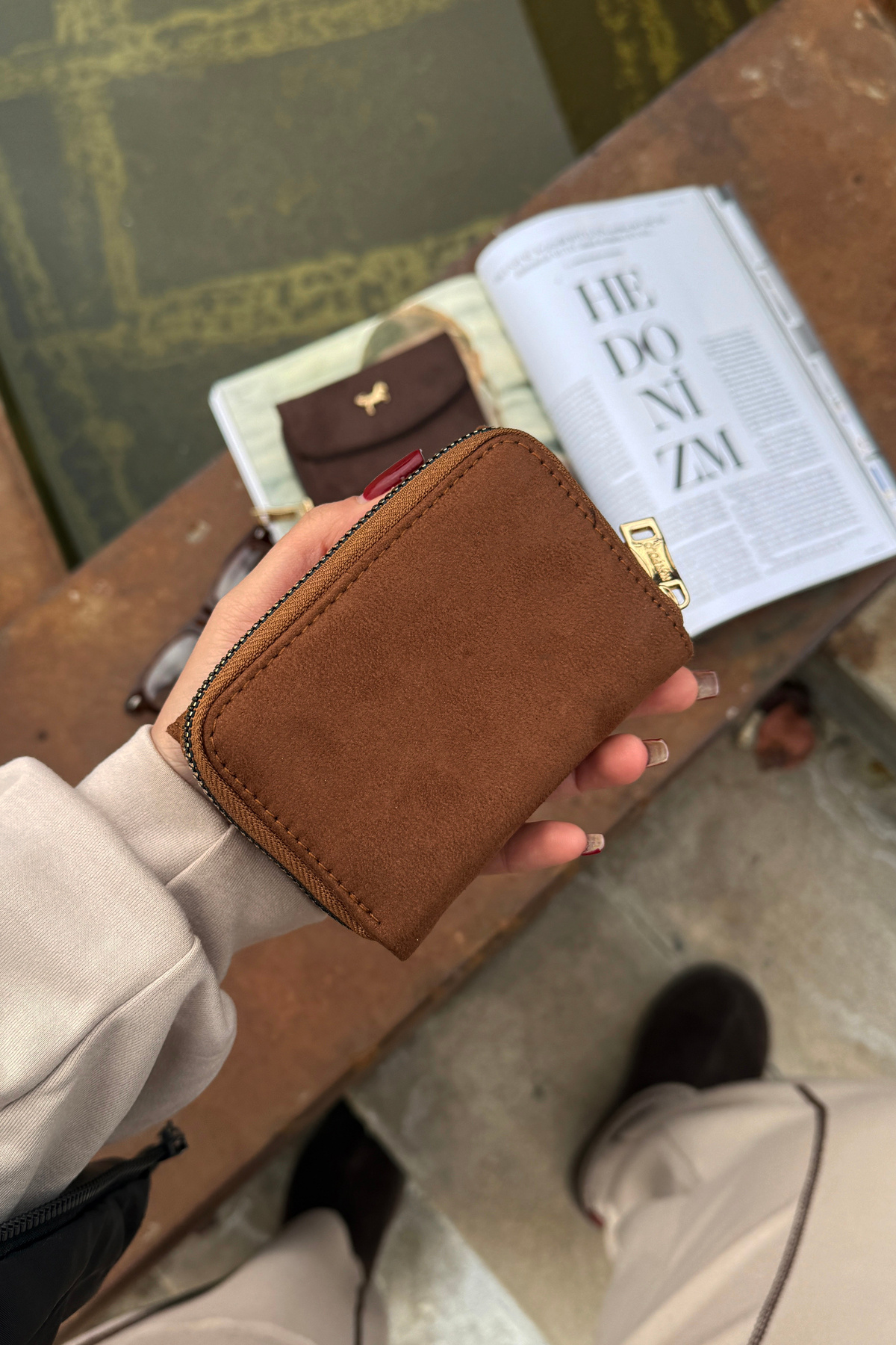 La La'Graccio Paris  La'Graccio Paris Kadın Cavie Süet Kullanışlı Cüzdan Taba Süet - Görsel 4