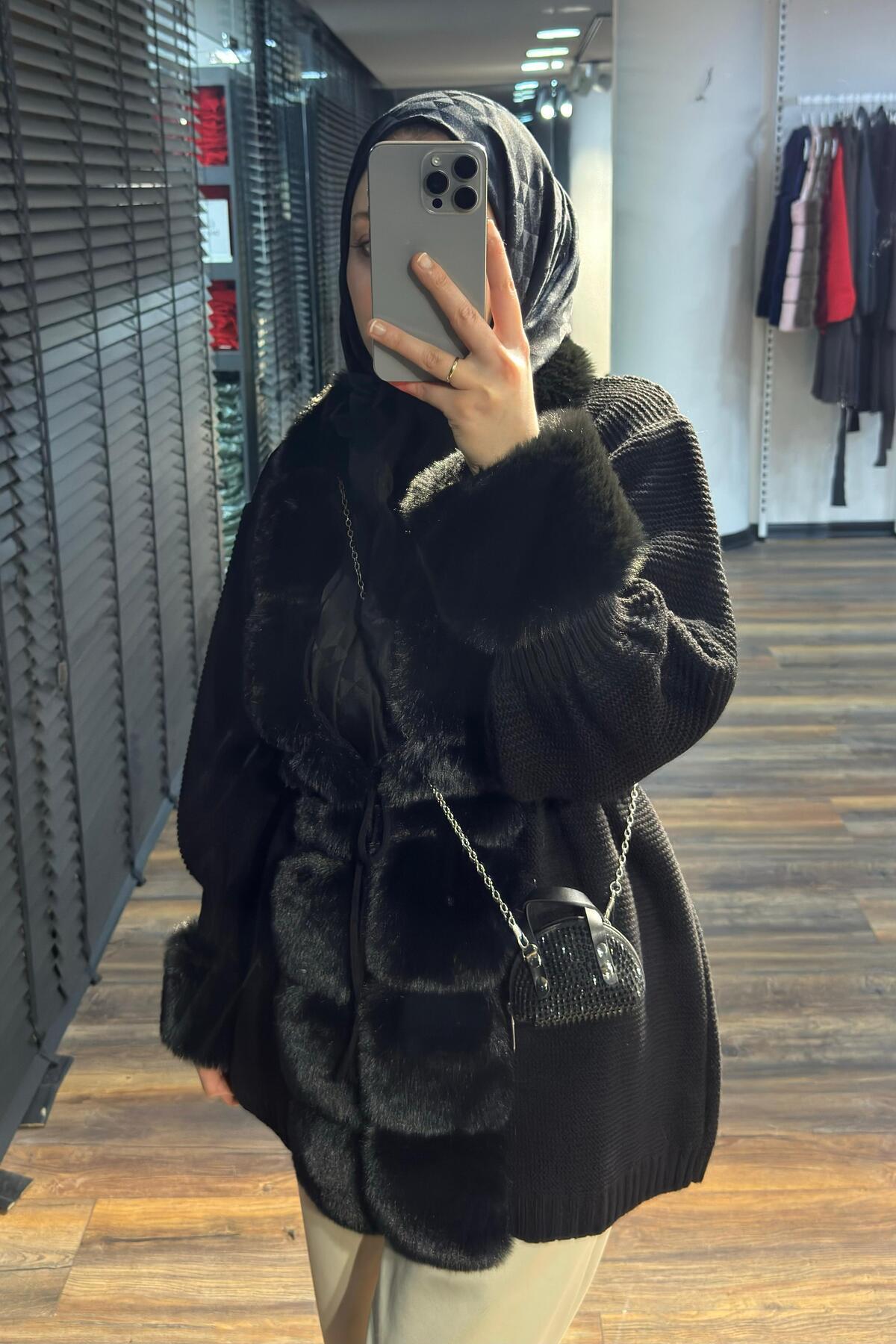 Tuba Sözen kürk detaylı hırka görsel 5