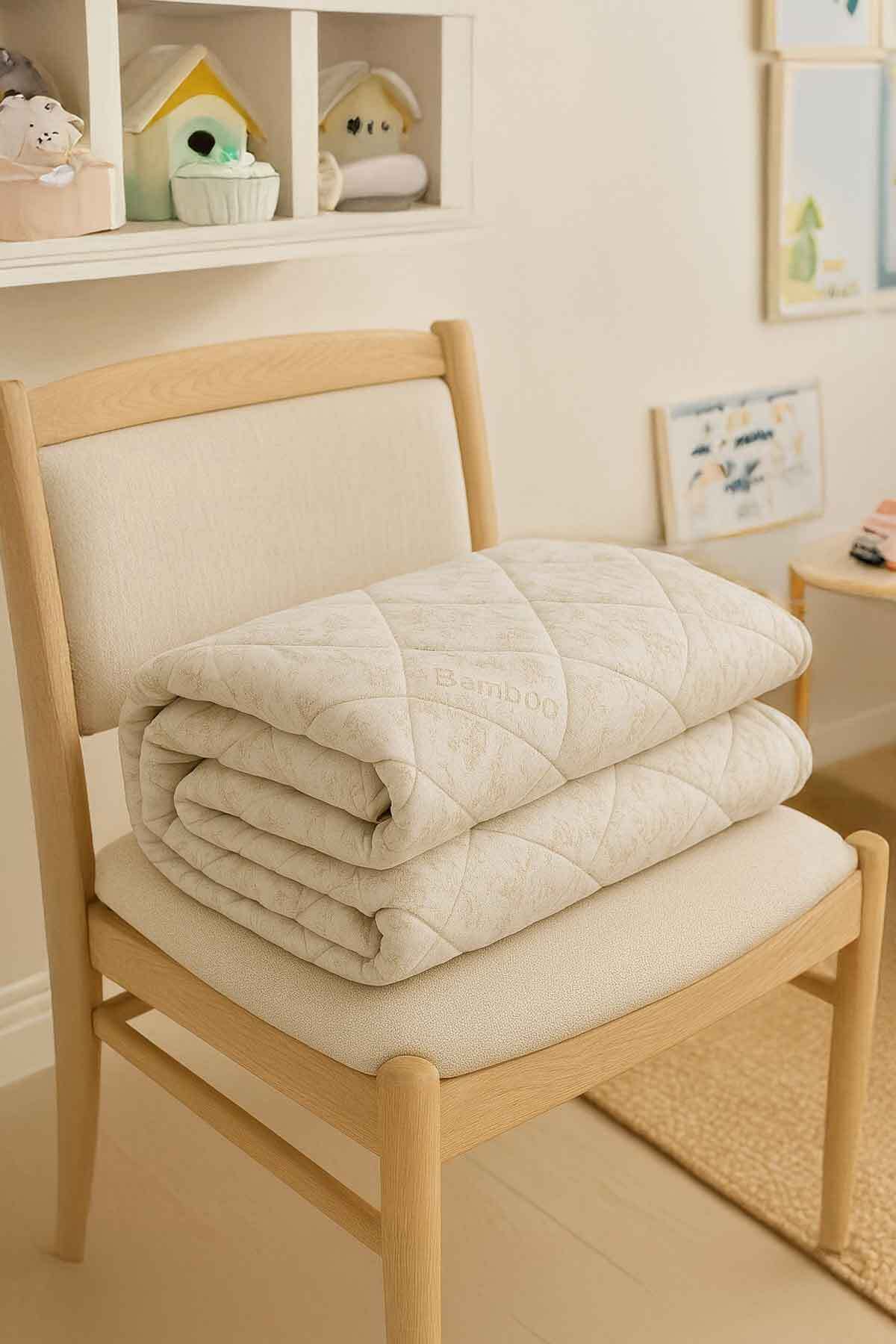 Decomia Home Bambu %100 Pamuk Nefes Alabilen Antialerjik Bebek Yorganı ( 100x150 cm ) fotoğrafı 2 (önizleme)