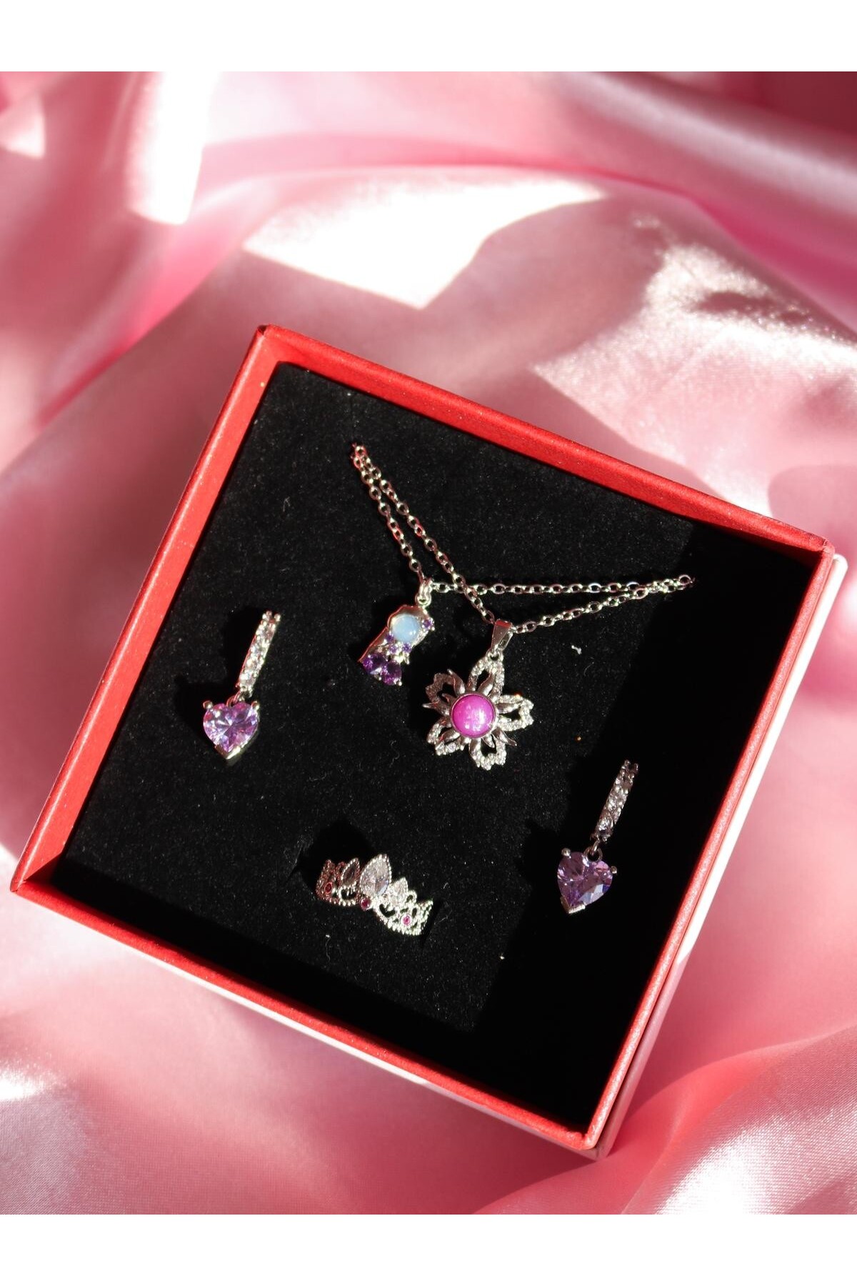 Reorah Collection Rapunzel Prenses Kolyeler, Yüzük ve Küpe Takı