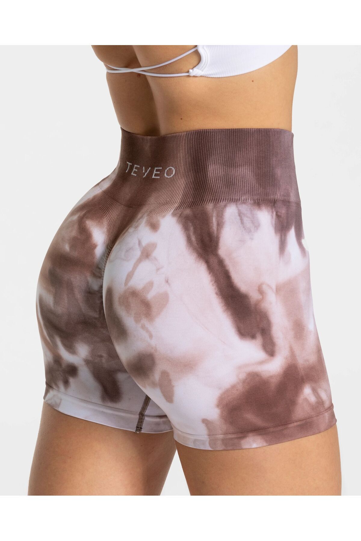 ALPHALETE Toparlayıcı Büzgülü Kadın Spor Şort