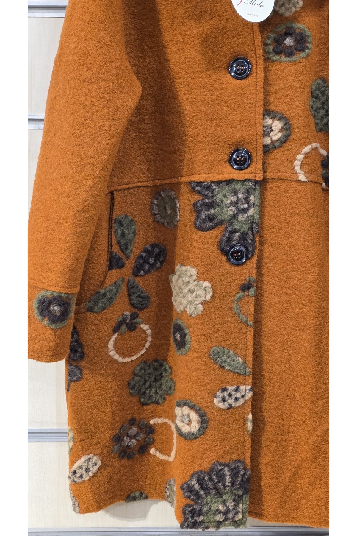 Park Moda Keçe Kaban Çiçek Kabartmalı fotoğrafı 3 (önizleme)
