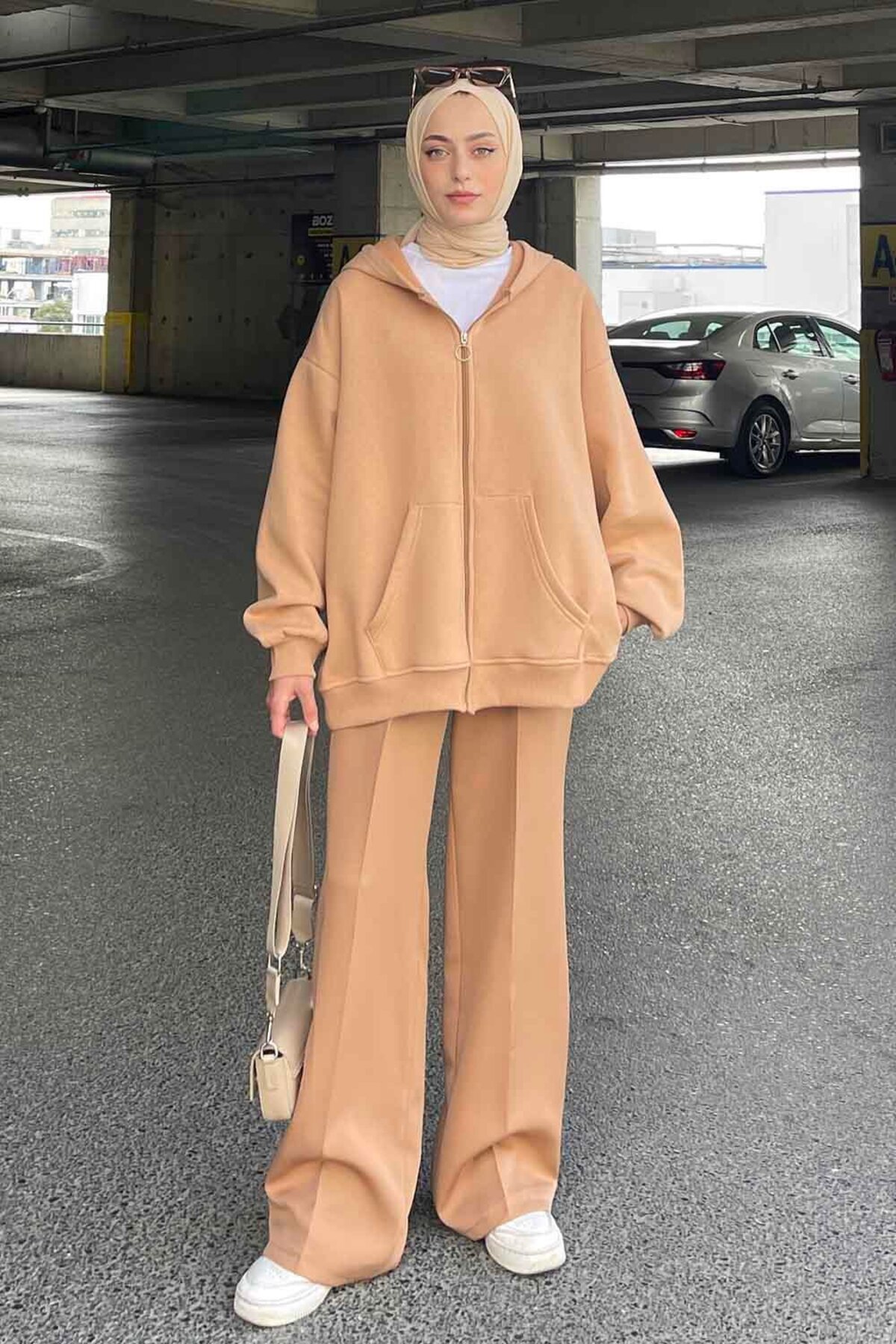 lamelif Kapüşonlu Oversize Yan Cepli Sweat Sütlü Kahve