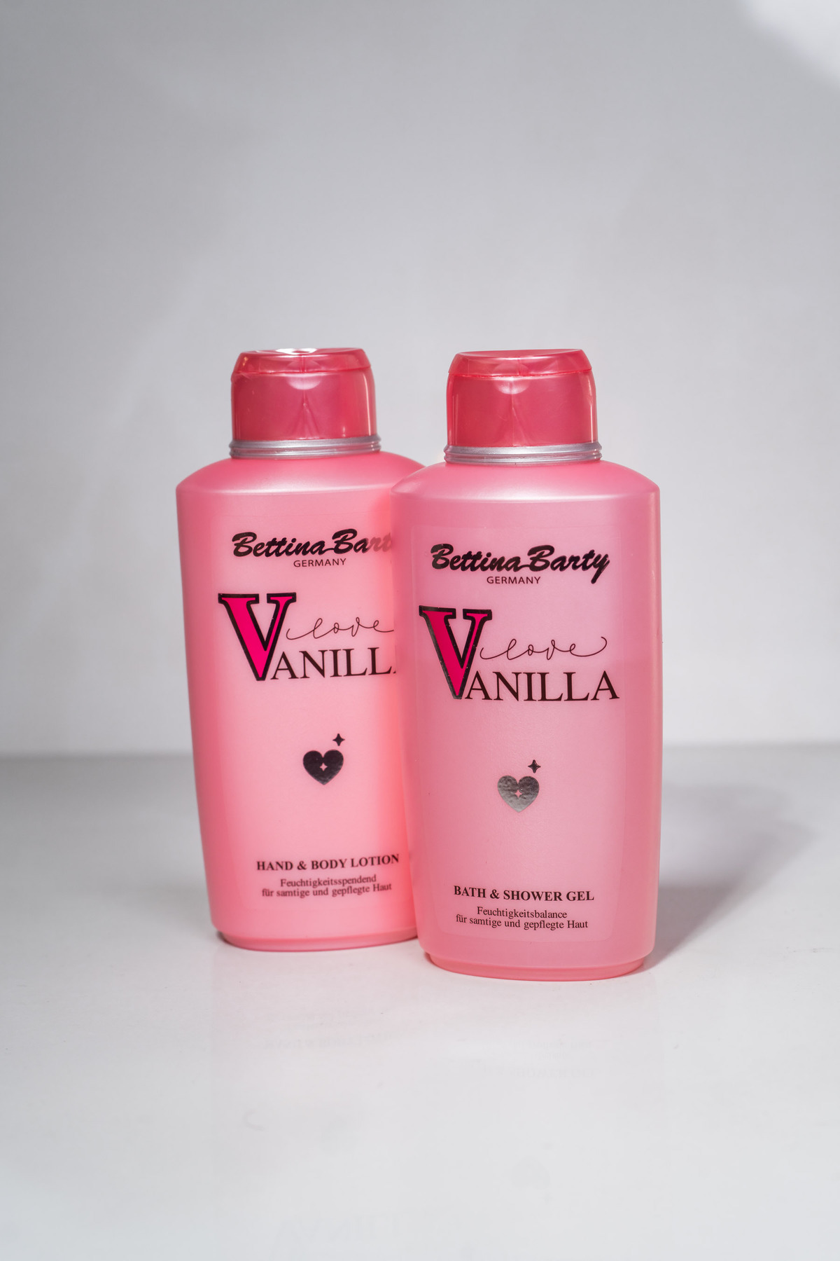 Love Vanilla Hand & Body Lotion - Sevgi Vanilyalı El & Vücut Losyonu 500 ml — 4008268001292 — تصویر 3 از 8