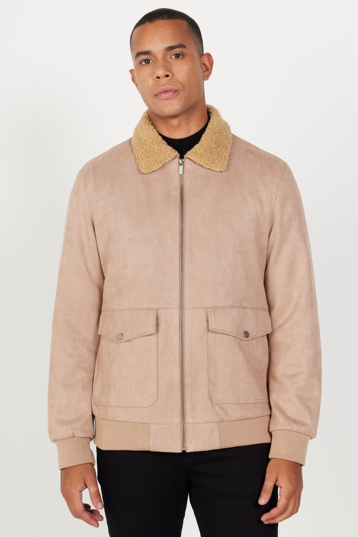 AC&Co / Altınyıldız Classics  Bej Standart Fit Normal Kesim Gömlek Yaka Süet Görünümlü Mont - Görsel 2