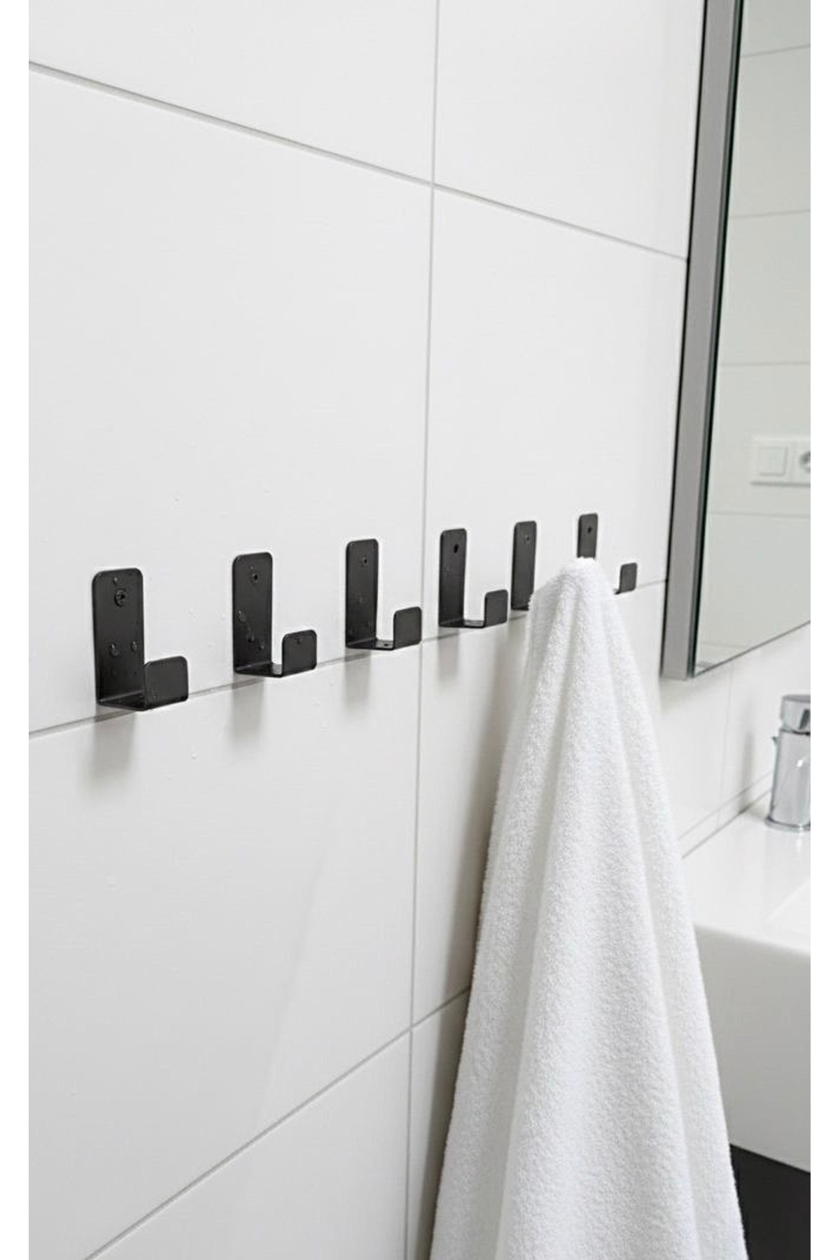 ARNESE HOME 6’lı Metal Yapışkanlı Siyah Mat Bornoz/Havlu Askısı